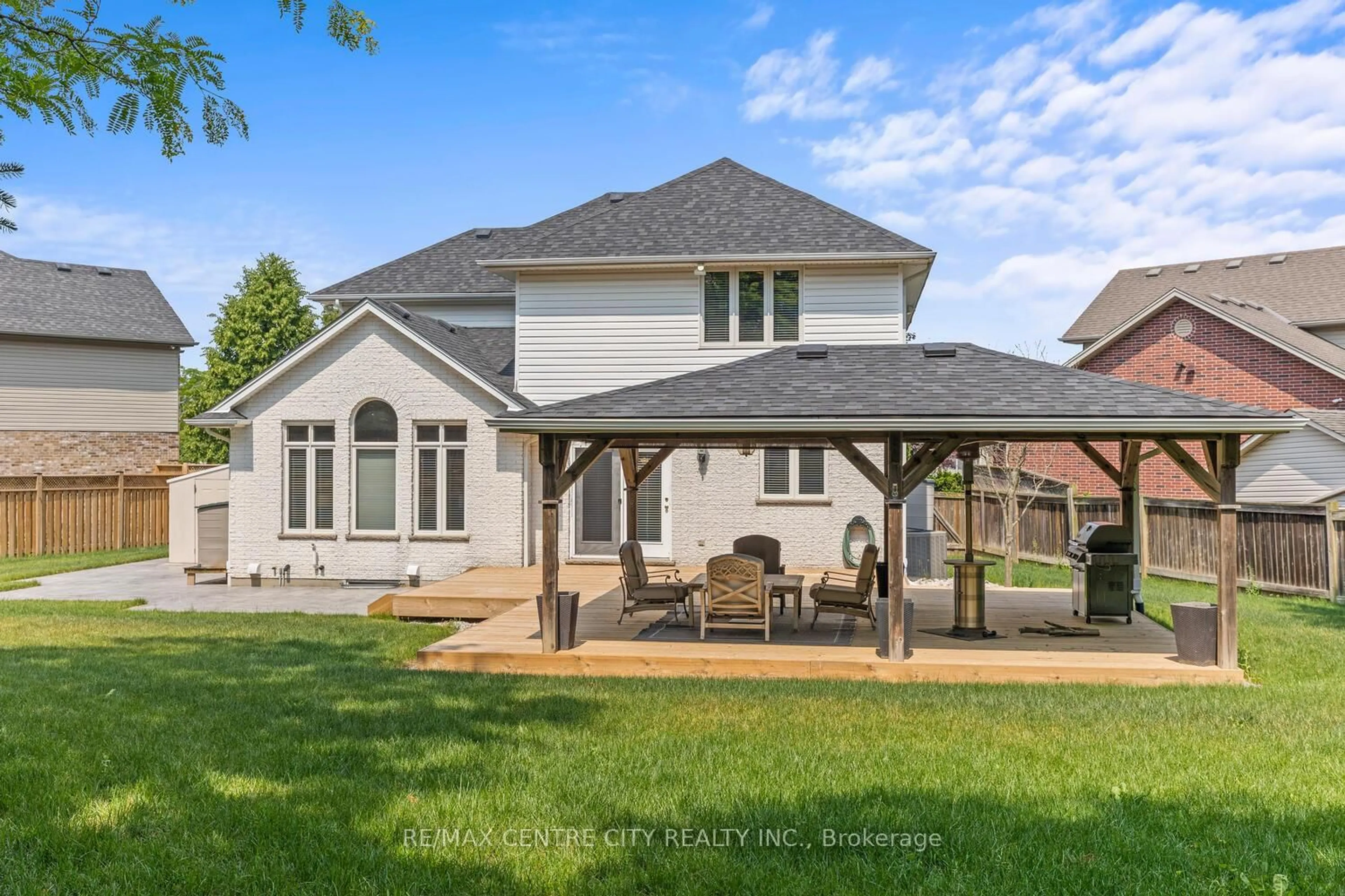 Unknown for 2021 Mccracken Crt, London North Ontario N6G 5J2