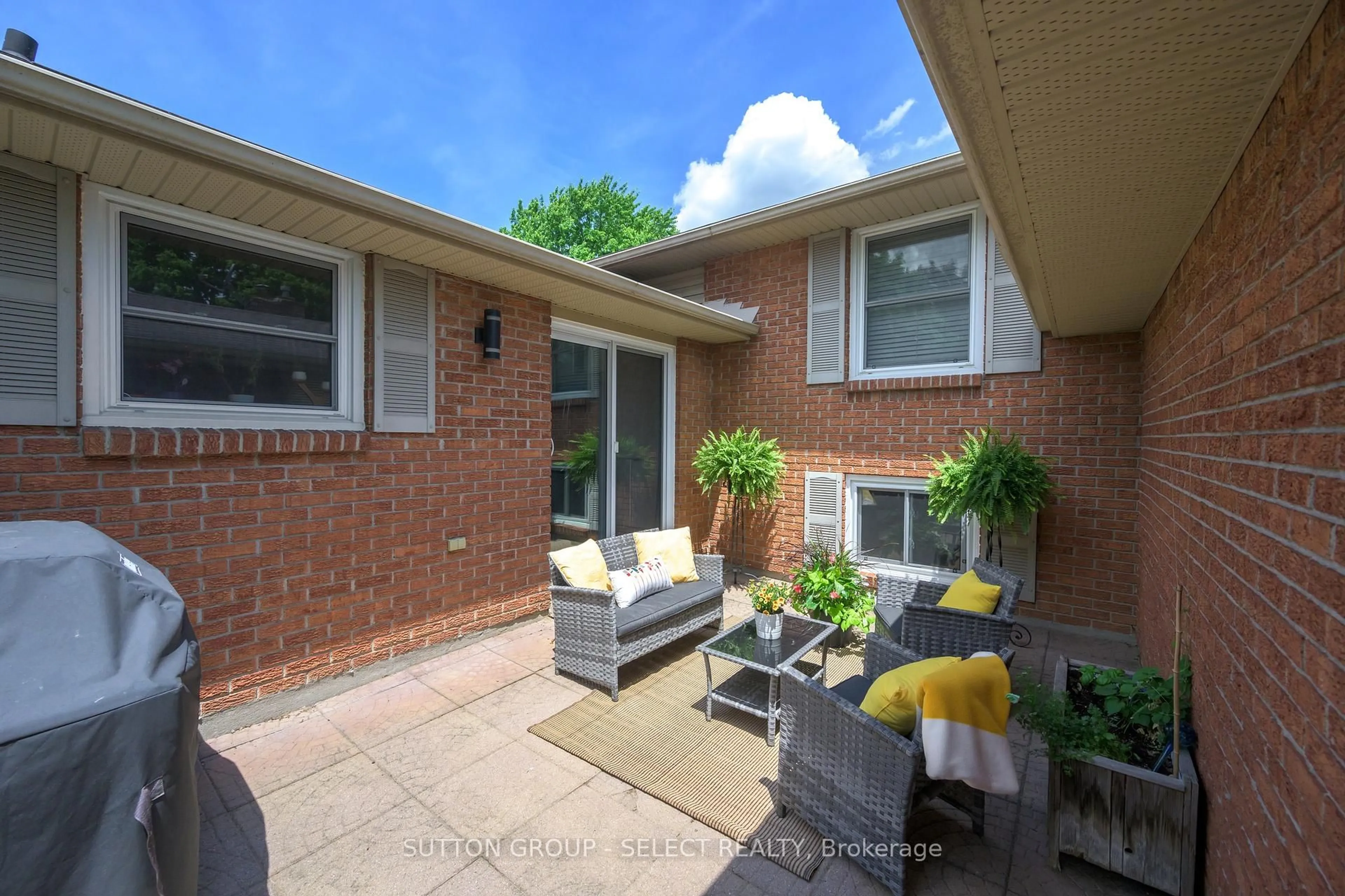 Home with brick exterior material, street for 12 Killarney Rd, London North Ontario N5X 2A7