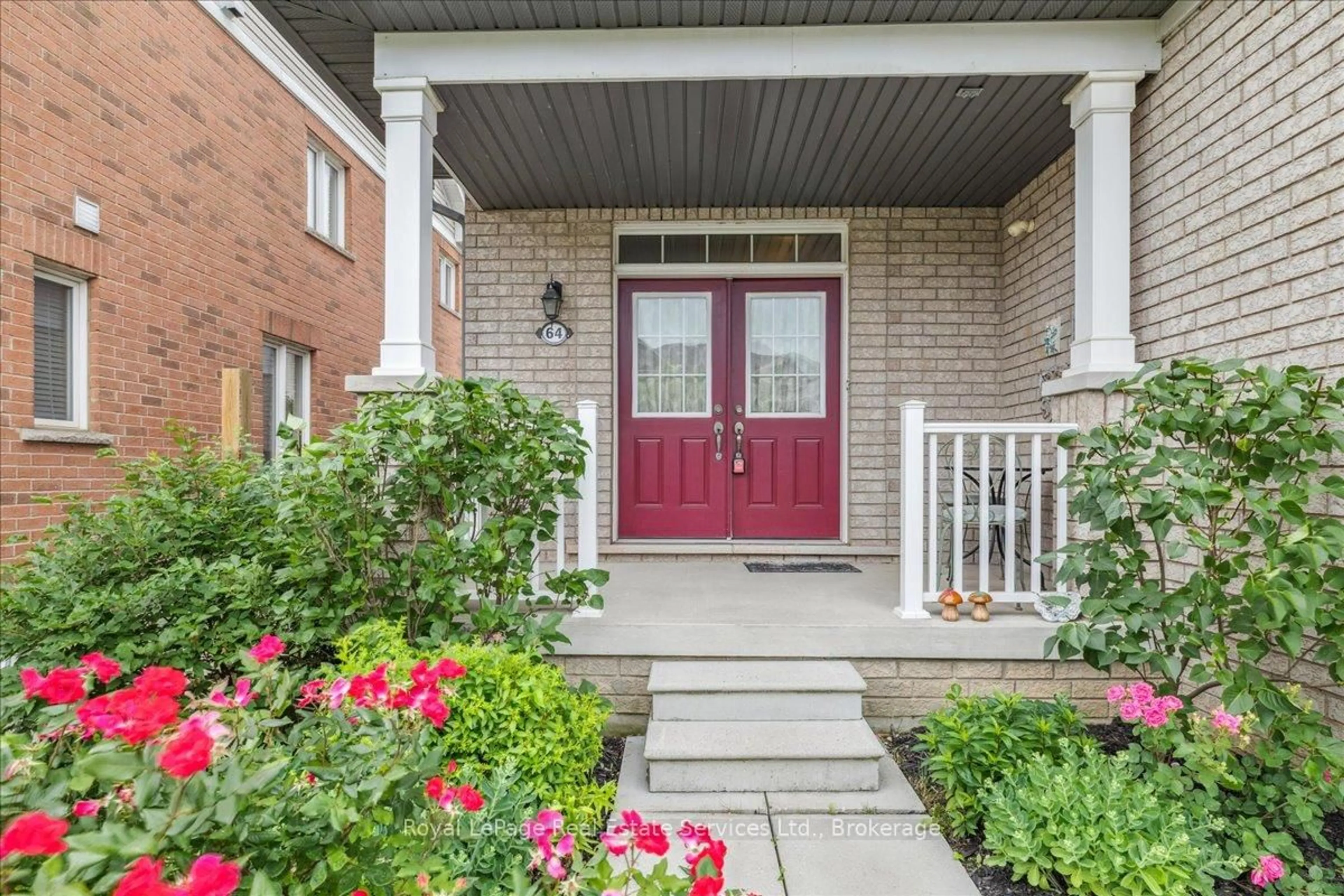 Indoor entryway for 64 Newport Cres, Hamilton Ontario L9A 0B2