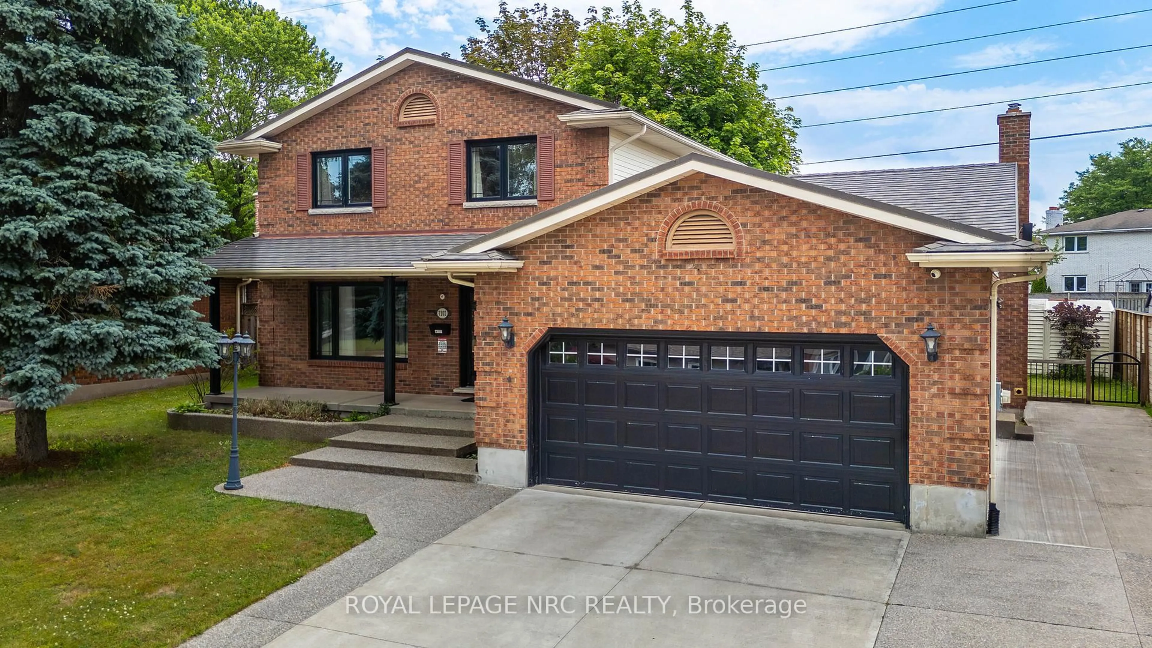 Home with brick exterior material, street for 7102 Burbank Cres, Niagara Falls Ontario L2J 4E7