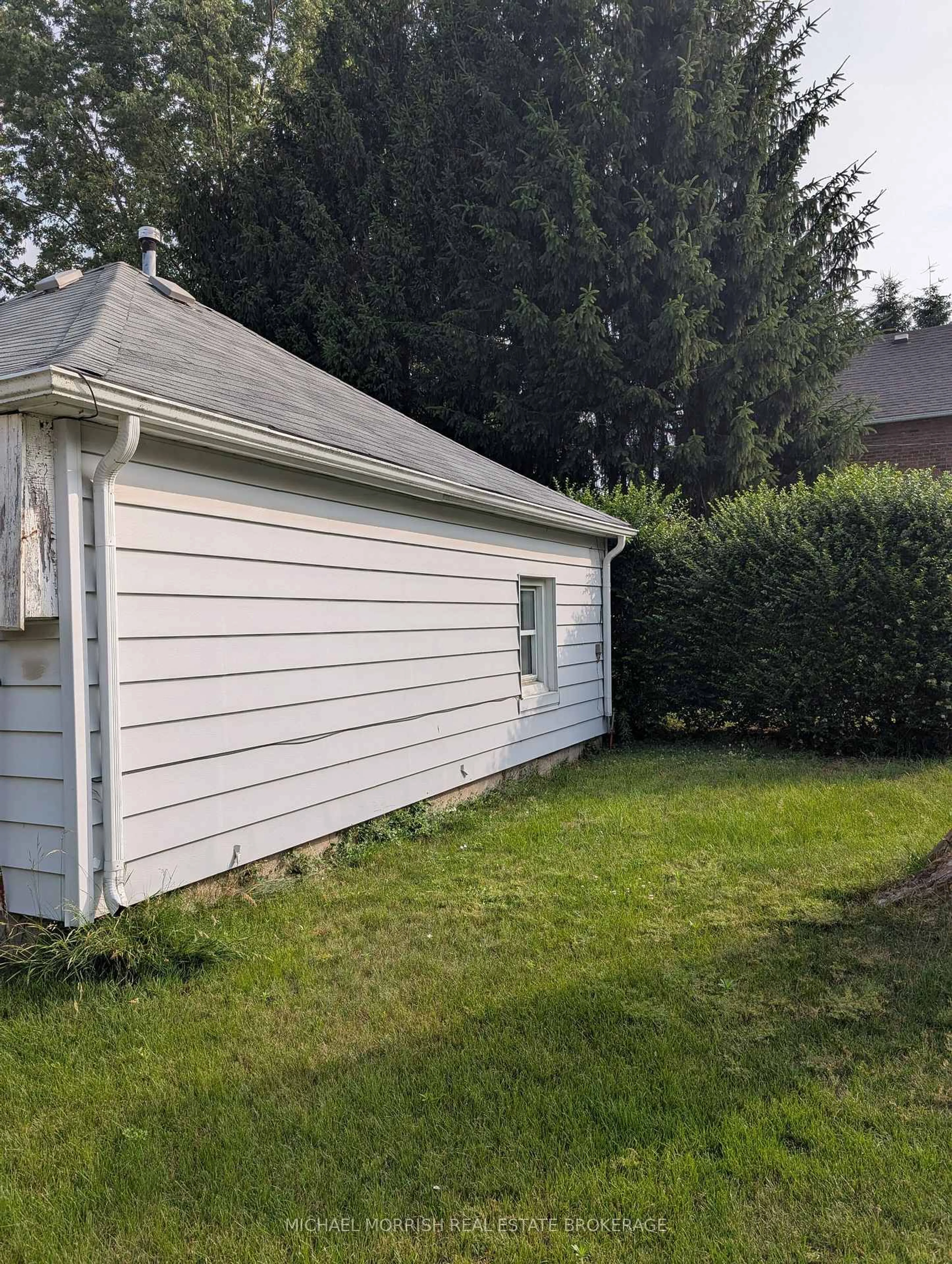 Shed for 181 Chestnut St, Chatham-Kent Ontario N0P 1C0