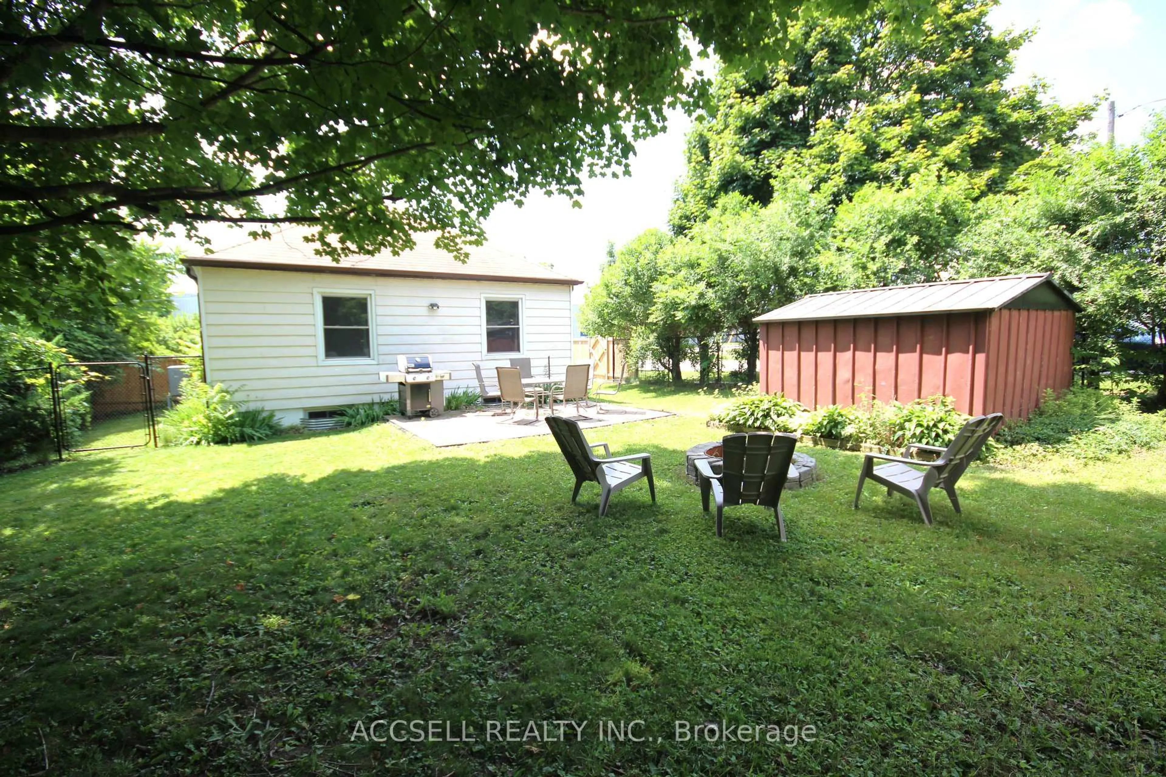 Patio, unknown for 478 Mccormick Blvd, London East Ontario N5W 4C5