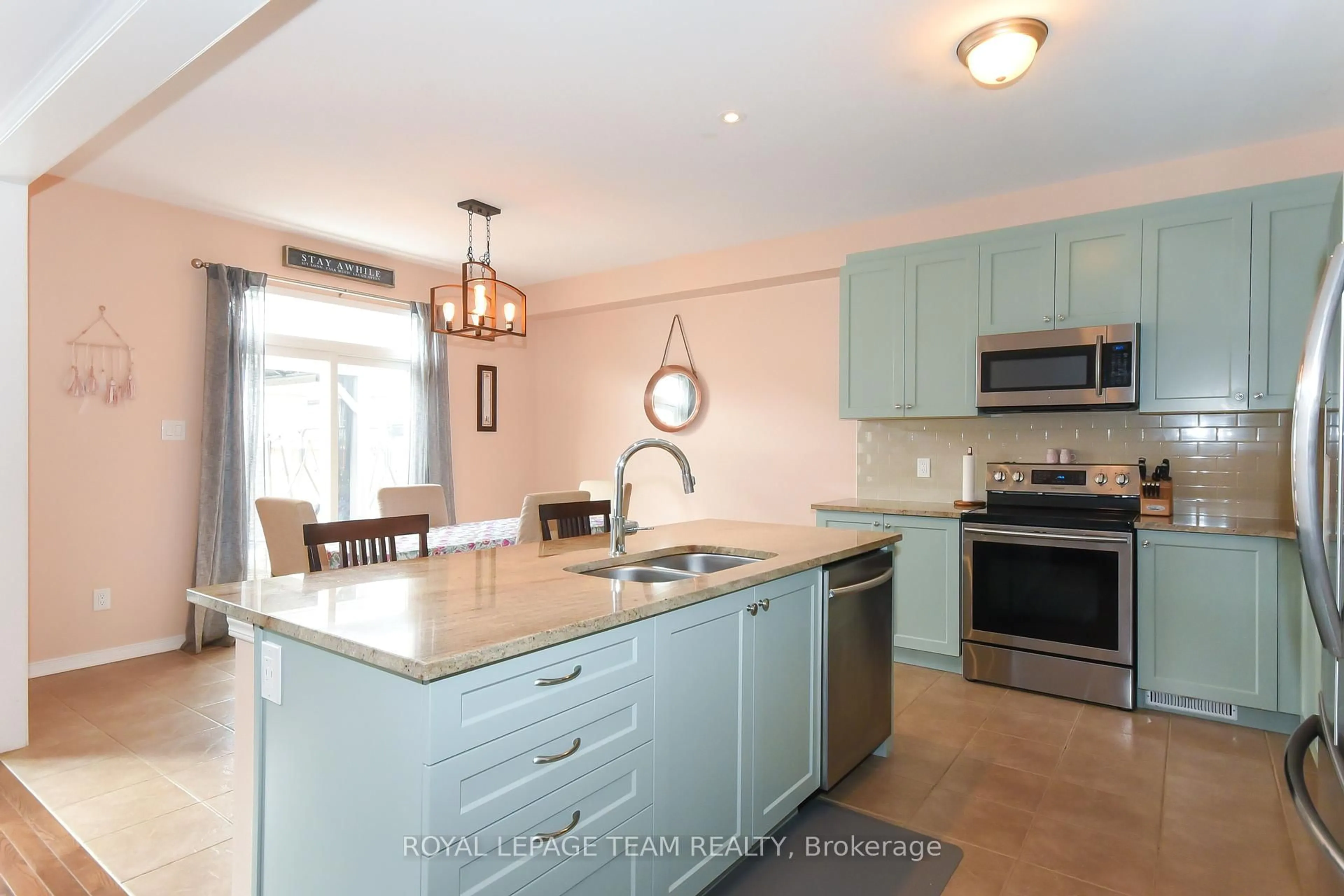 Open concept kitchen, ceramic/tile floor for 2671 Tempo Dr, North Grenville Ontario K0G 1J0