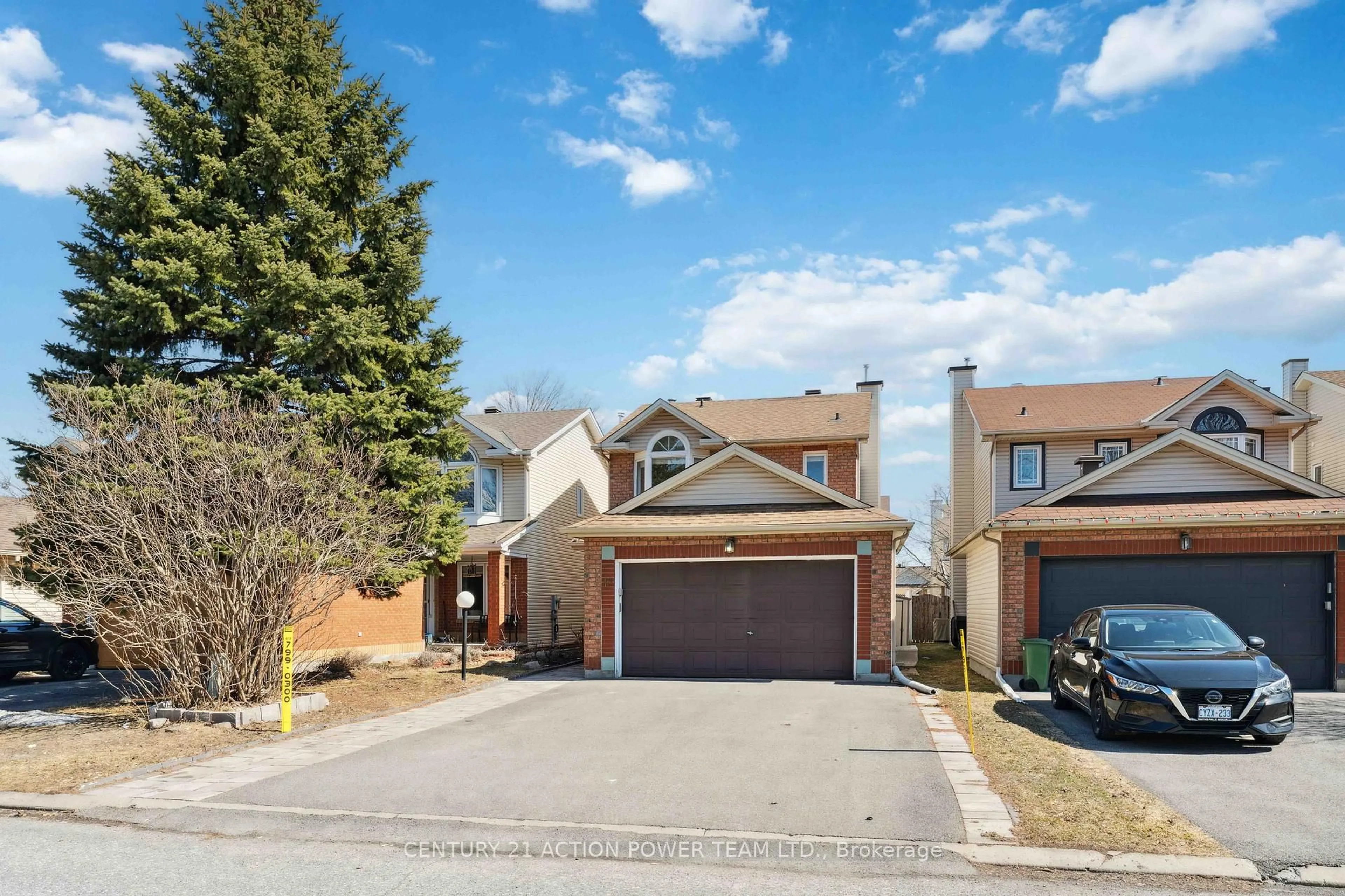 A pic from outside/outdoor area/front of a property/back of a property/a pic from drone, street for 13 Avonhurst Ave, Ottawa Ontario K2J 4K9