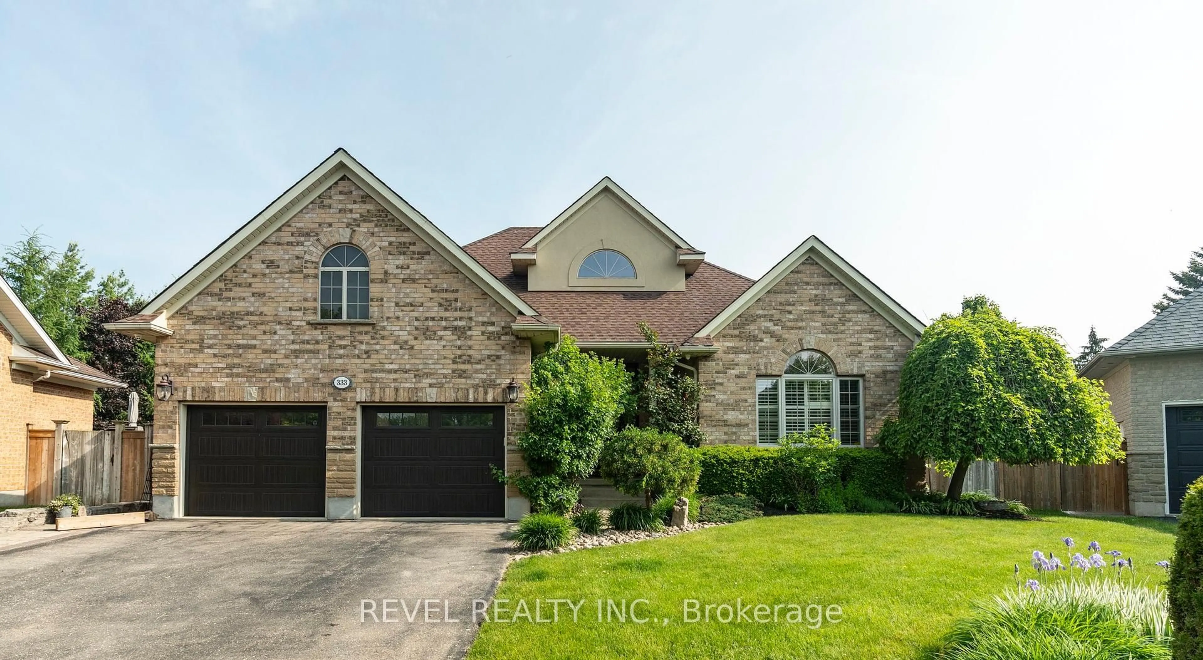Home with brick exterior material, street for 333 Milla Crt, Waterloo Ontario N2L 6N4