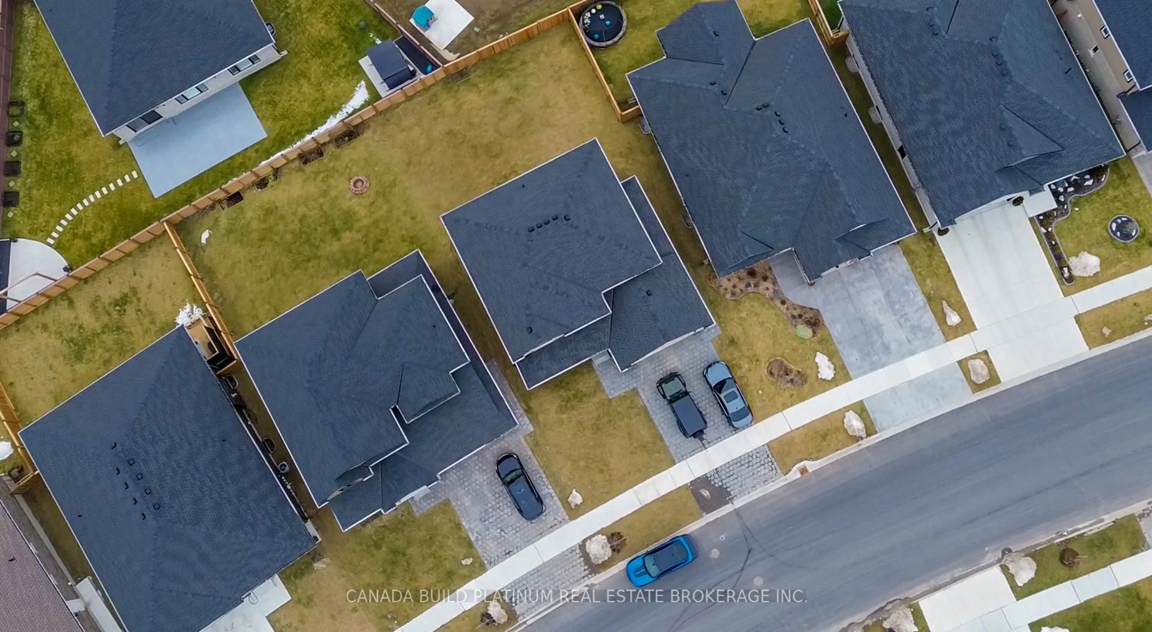 A pic from outside/outdoor area/front of a property/back of a property/a pic from drone, street for 188 Boardwalk Way, Thames Centre Ontario N0L 1G5
