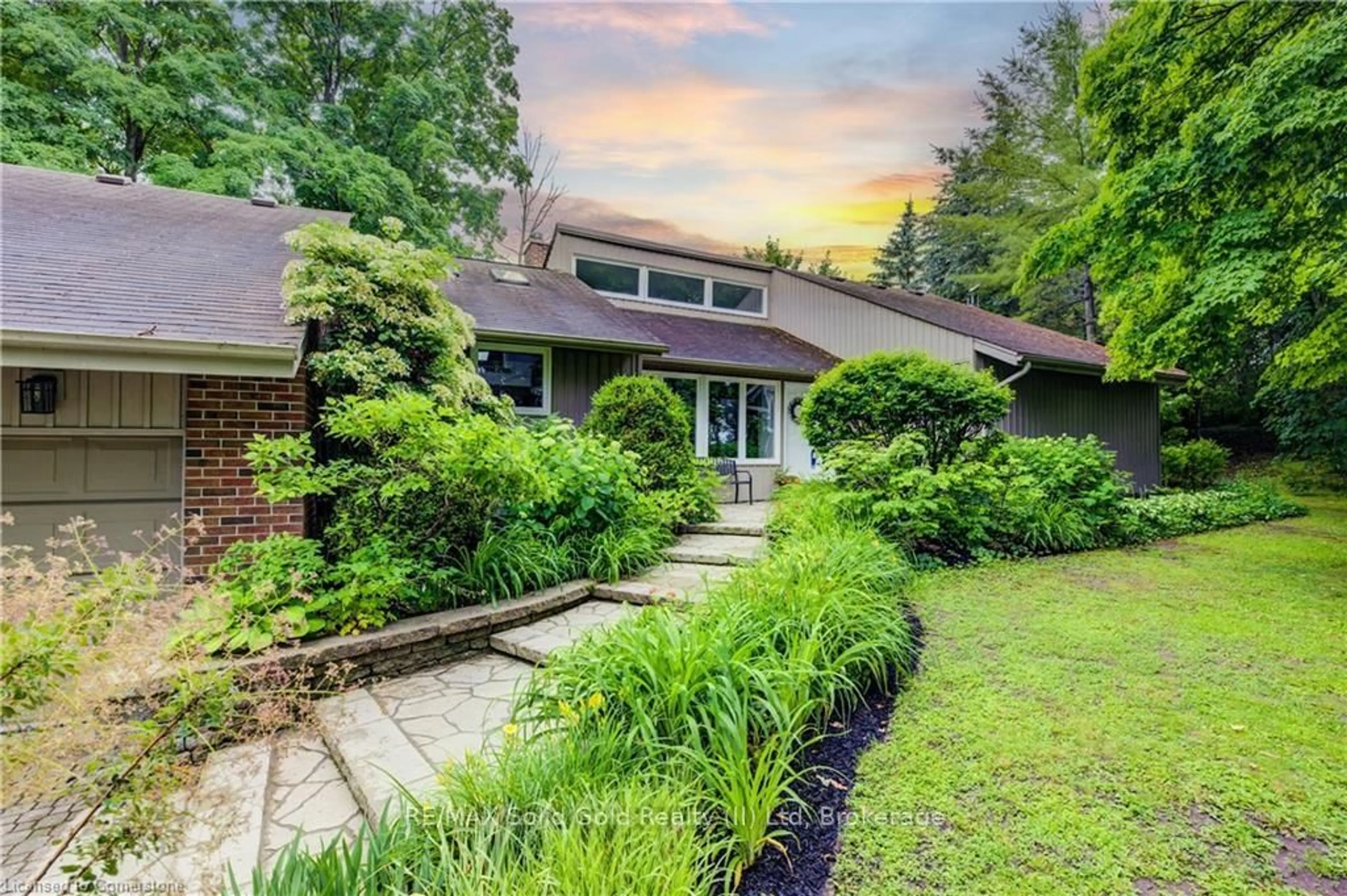 Home with brick exterior material, street for 1020 Rivers Edge Dr, Woolwich Ontario N0B 2V0