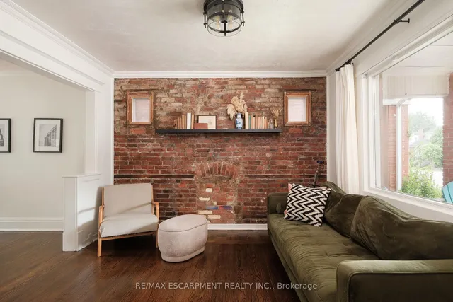 Additional property image - 505 Queensdale Ave