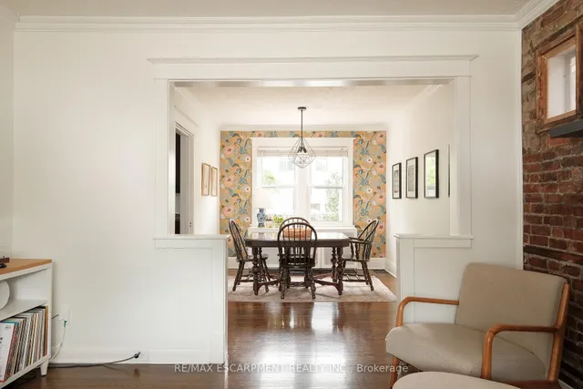 Additional property image - 505 Queensdale Ave