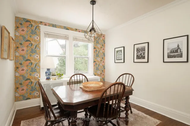 Additional property image - 505 Queensdale Ave