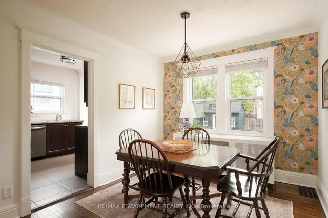 Additional property image - 505 Queensdale Ave