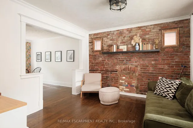 Additional property image - 505 Queensdale Ave