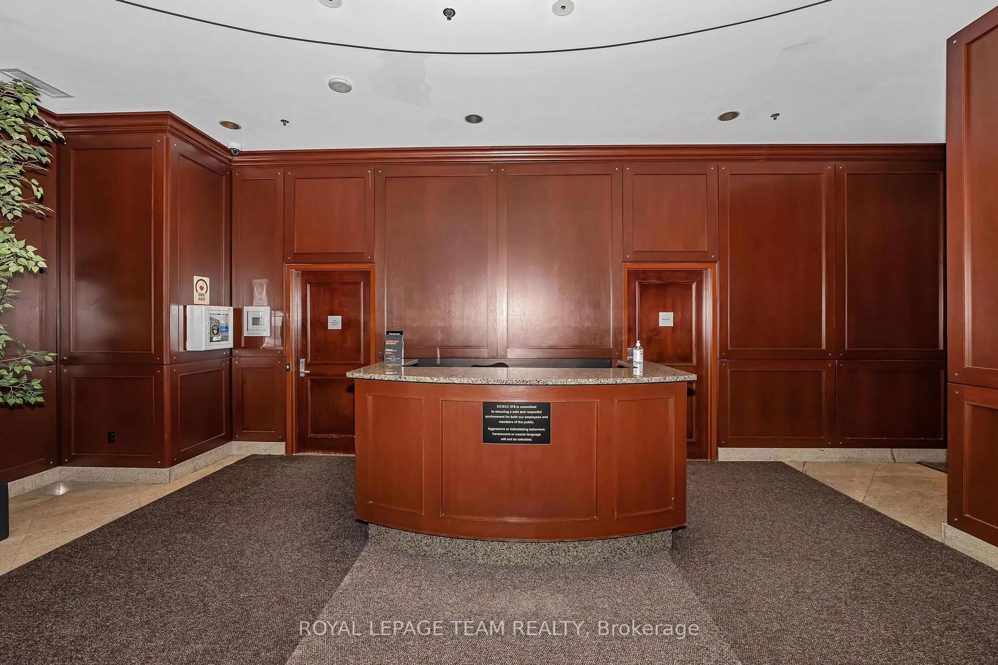 Lobby for 234 Rideau St #1404, Ottawa Ontario K1N 0A9