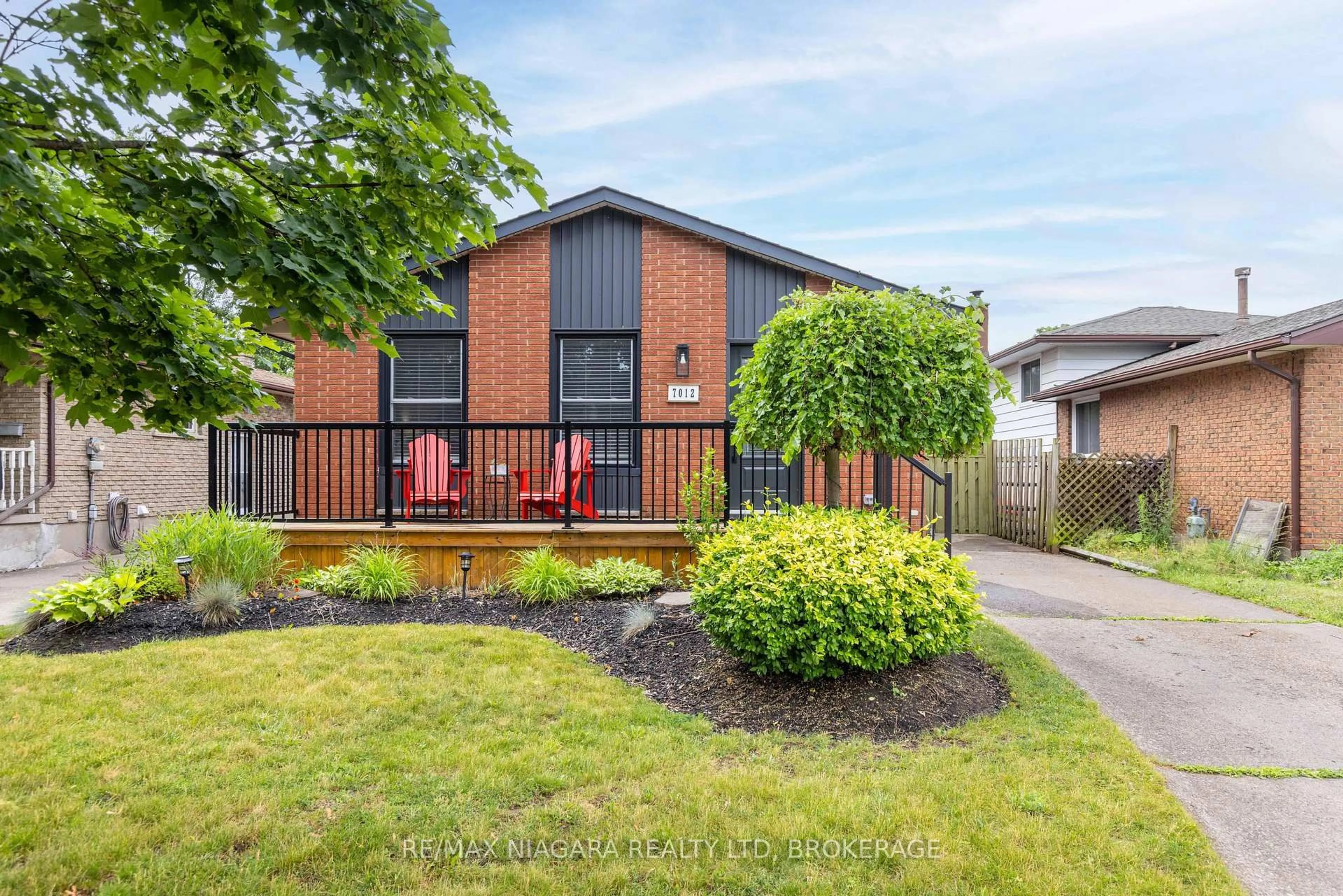 Unknown for 7012 Venus Cres, Niagara Falls Ontario L2G 7E9