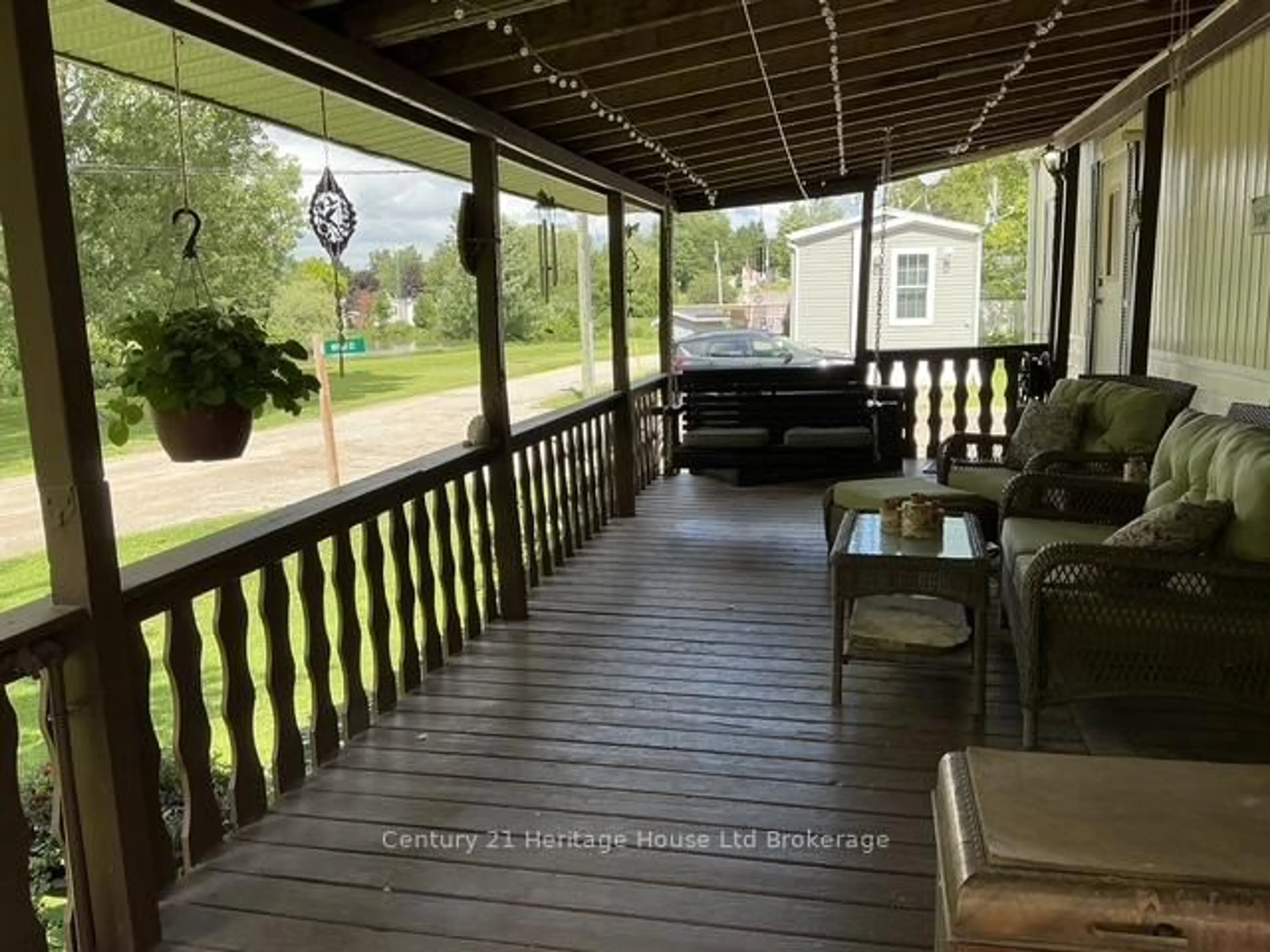 Patio, unknown for 596101 Oxford 59 Highway #2 Whylie, East Zorra-Tavistock Ontario N4S 7W1