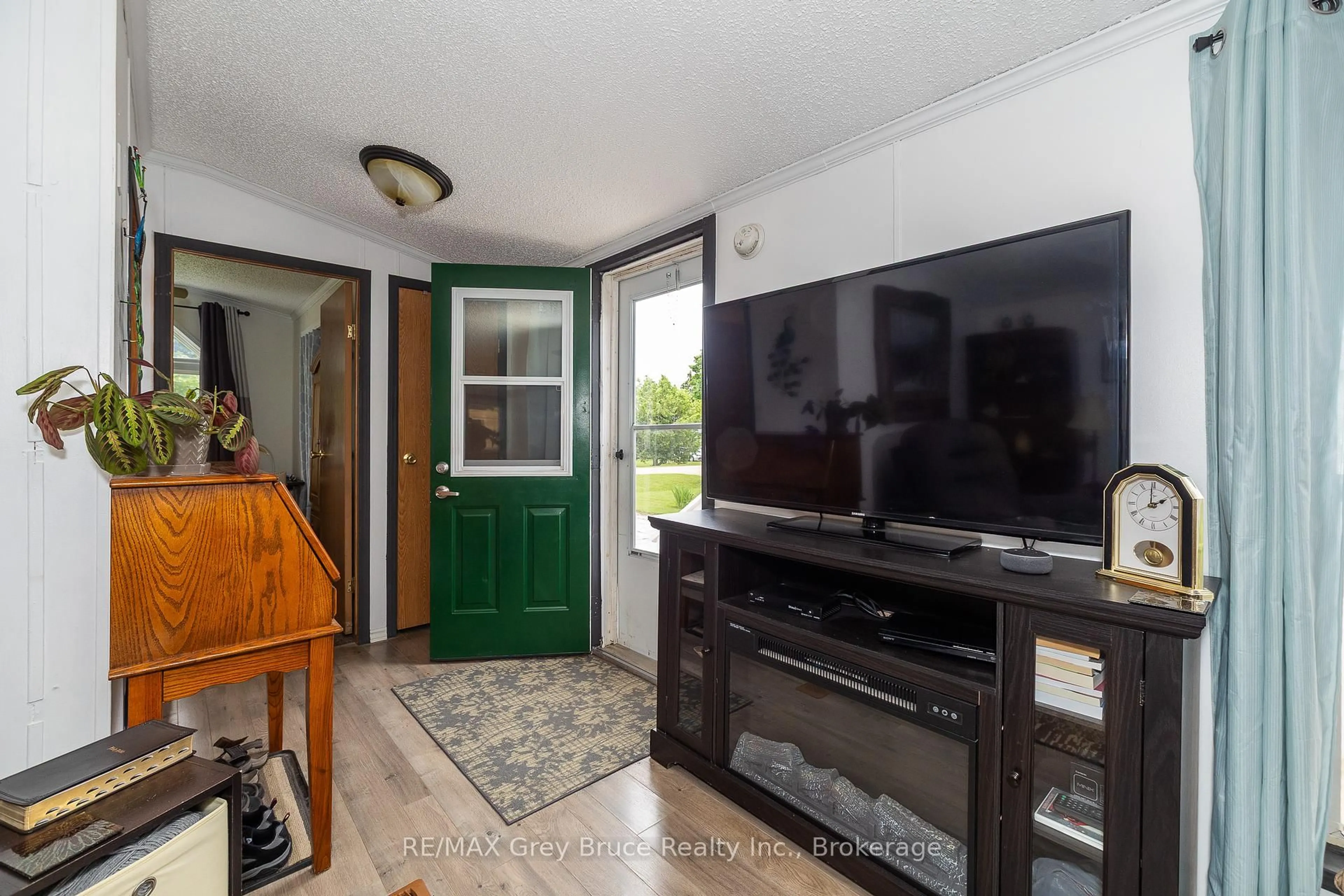 Unknown for 312 Keady Park Lane, Georgian Bluffs Ontario N0H 2N0