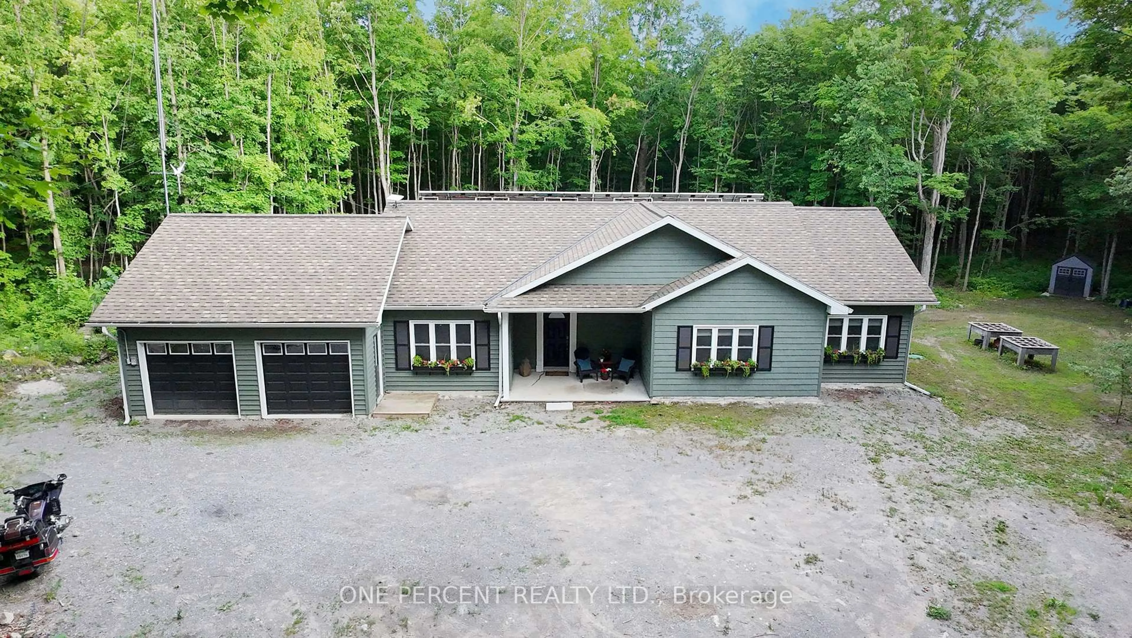 A pic from outside/outdoor area/front of a property/back of a property/a pic from drone, unknown for 1912 Moneymore Rd, Belleville Ontario K0K 2Y0