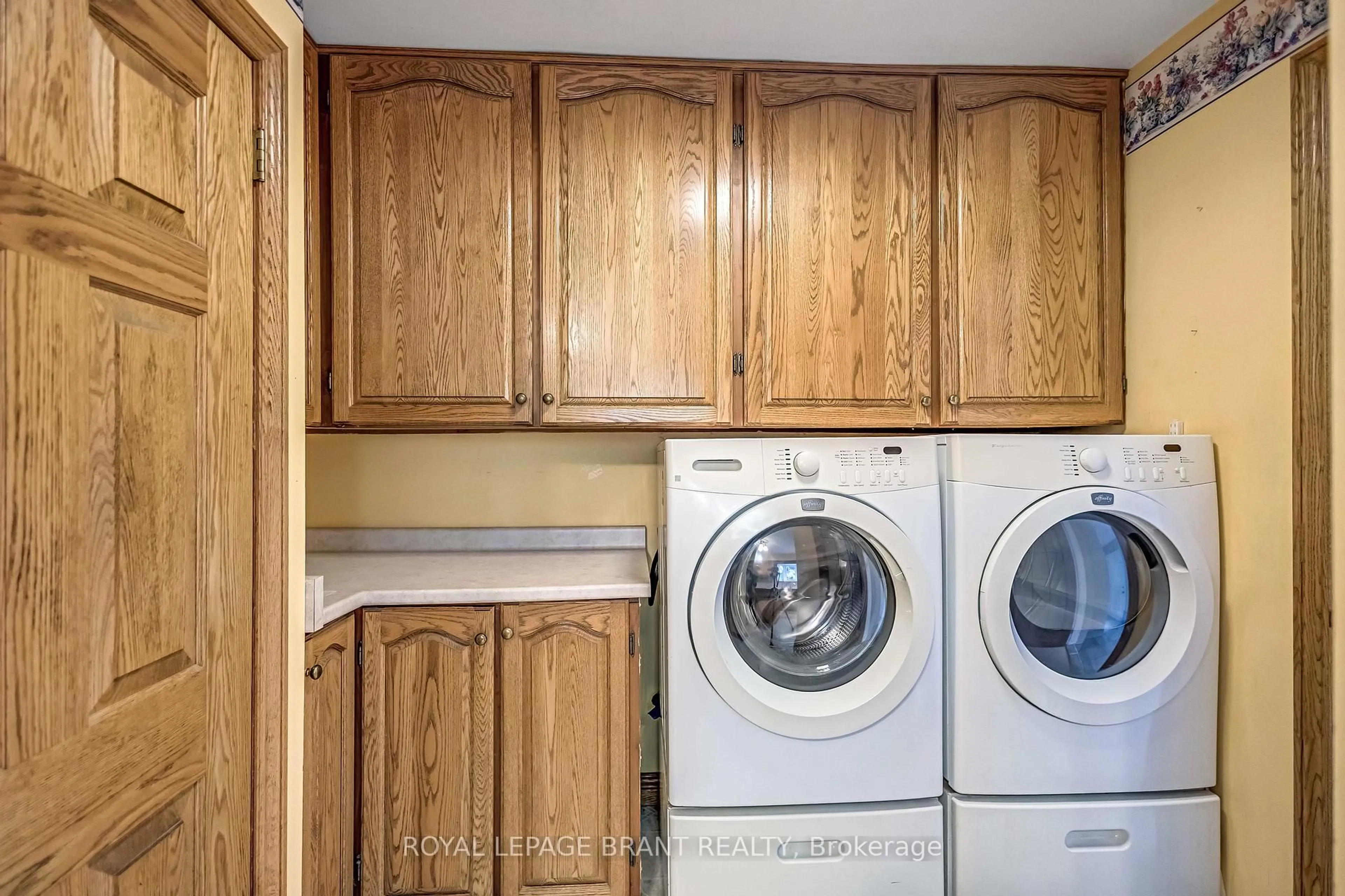 Laundry room for 2246 COUNTY LINE 74, Haldimand Ontario N0A 1H0