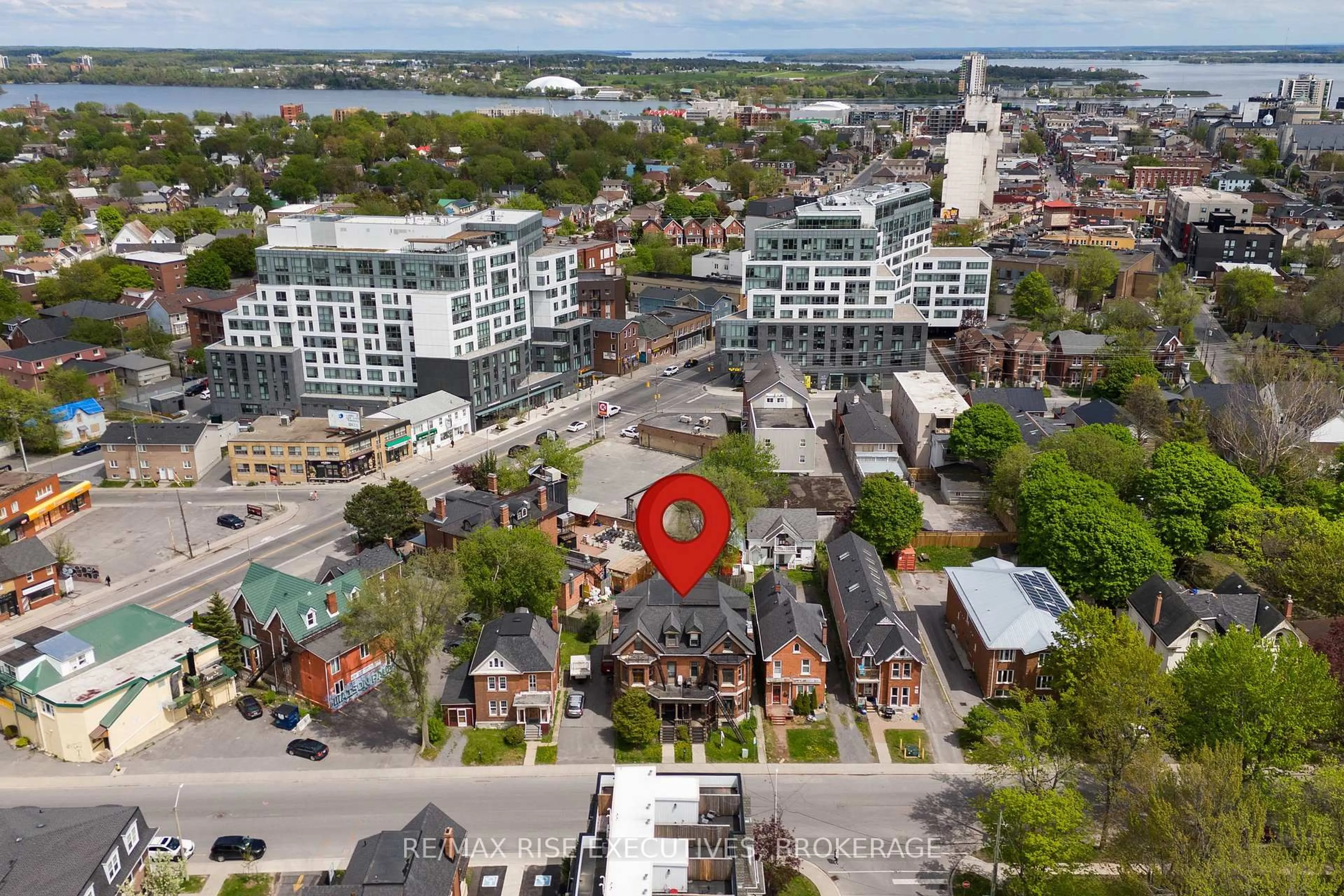 A pic from outside/outdoor area/front of a property/back of a property/a pic from drone, city buildings view from balcony for 307 Alfred St, Kingston Ontario K7L 3S4