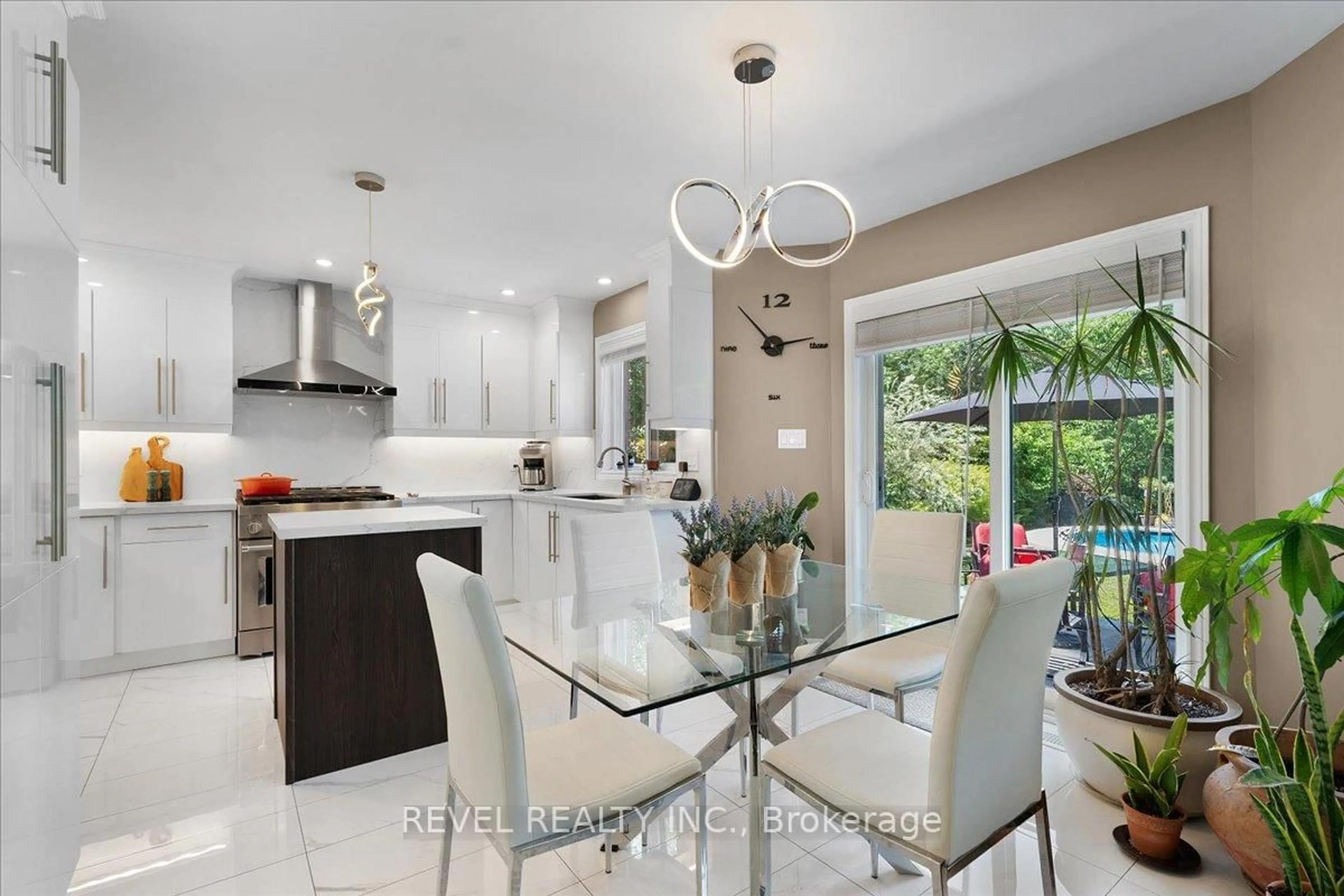 Contemporary kitchen, ceramic/tile floor for 17 Michaela Cres, Pelham Ontario L0S 1E4