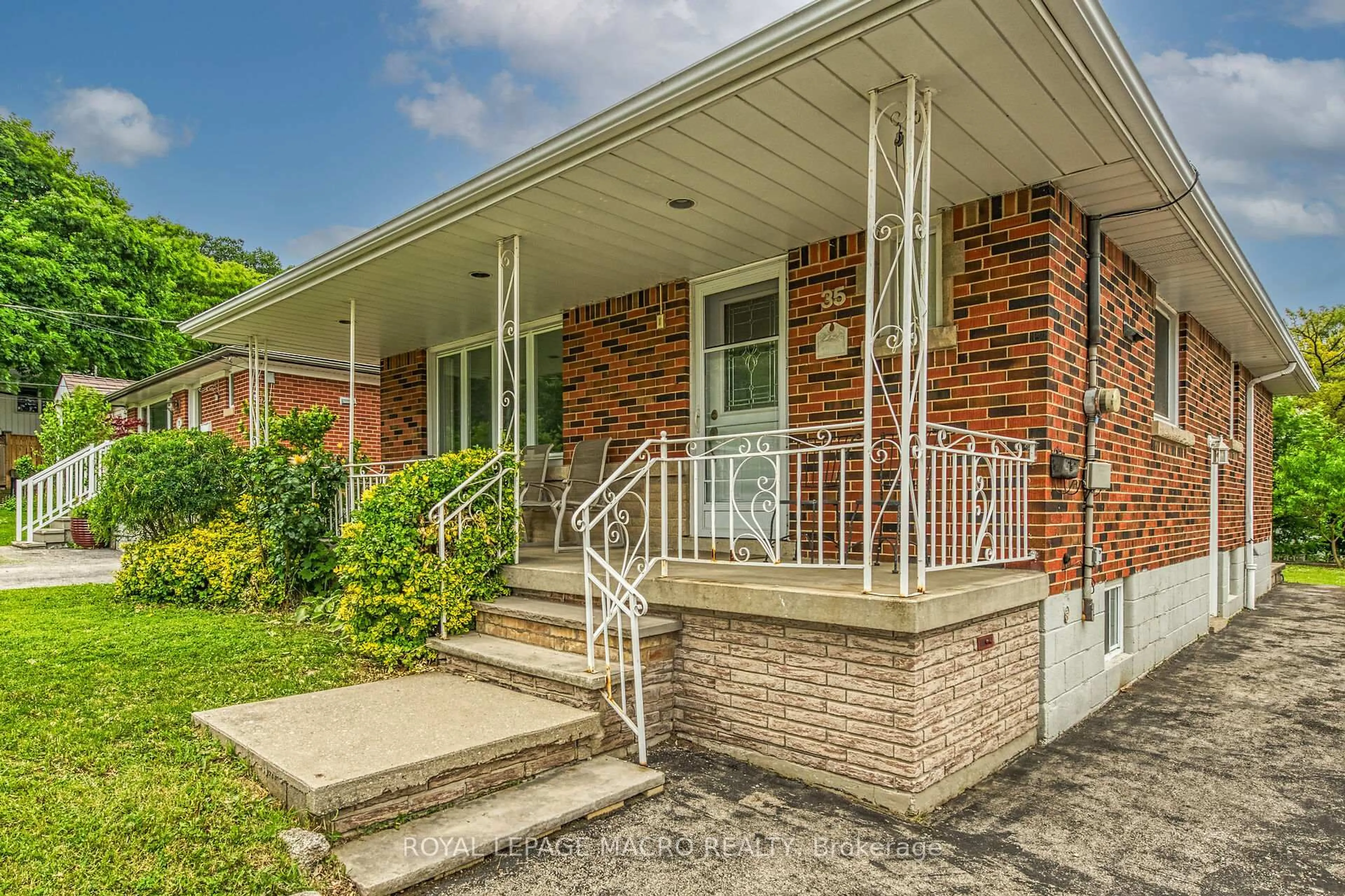 Home with brick exterior material, street for 35 Greenhill Ave, Hamilton Ontario L8K 5C5