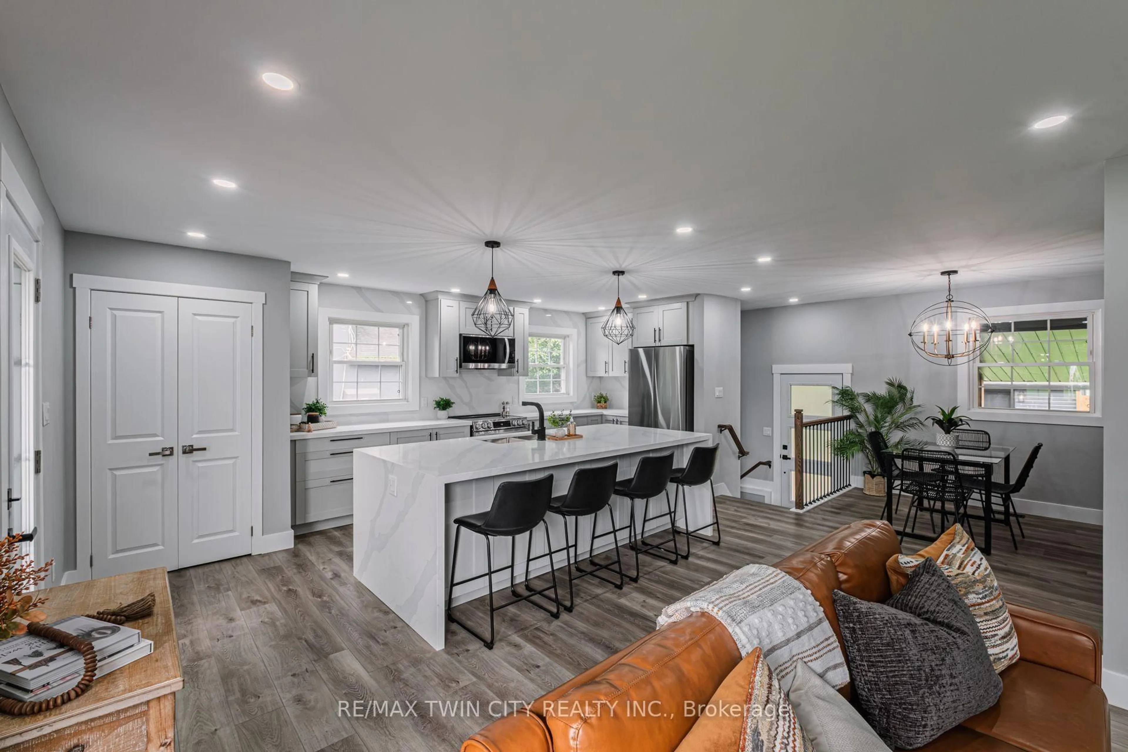 Open concept kitchen, unknown for 61 CLENCH Ave, Brantford Ontario N3T 1B7