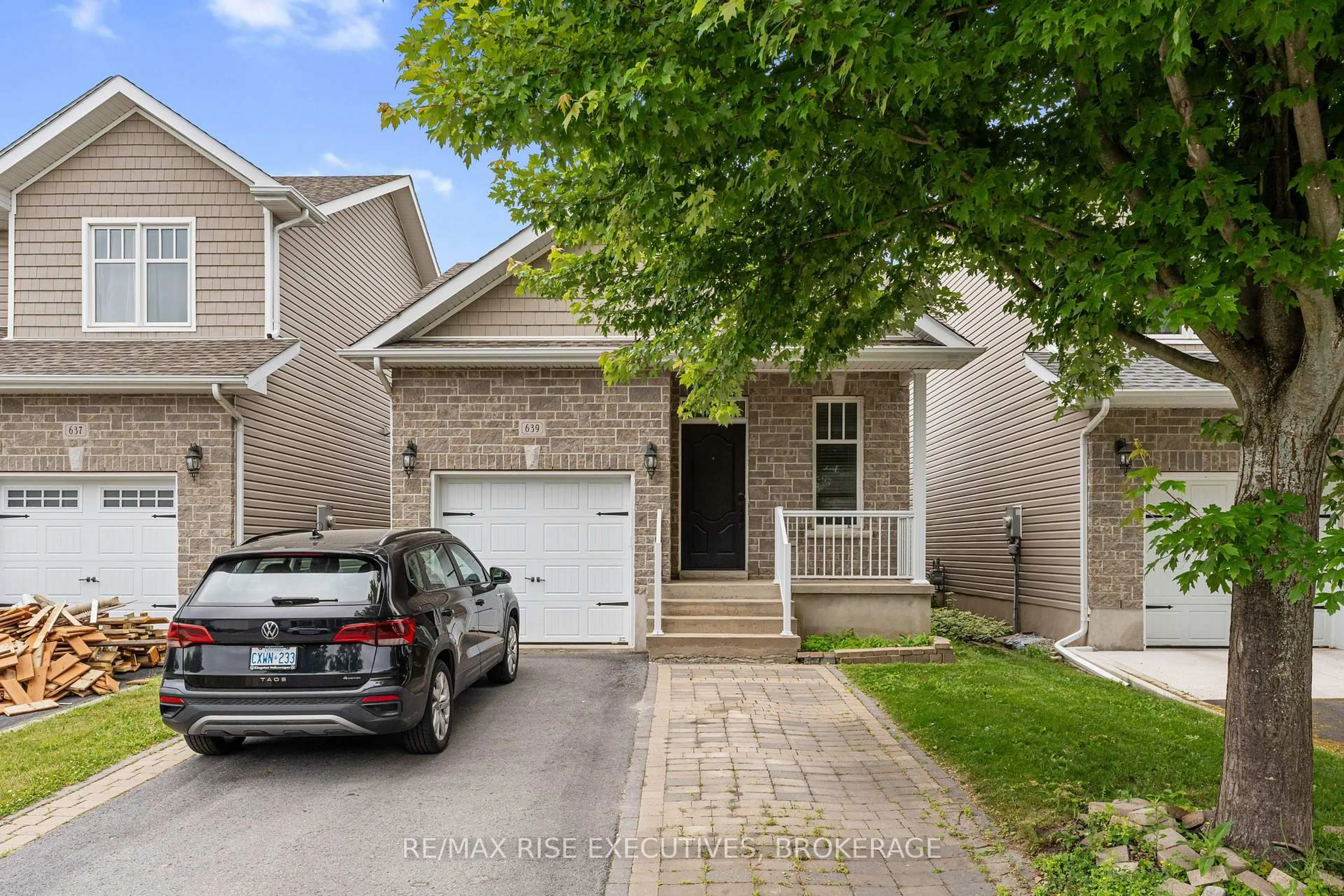 Home with brick exterior material, street for 639 Walters St, Kingston Ontario K7K 0B6