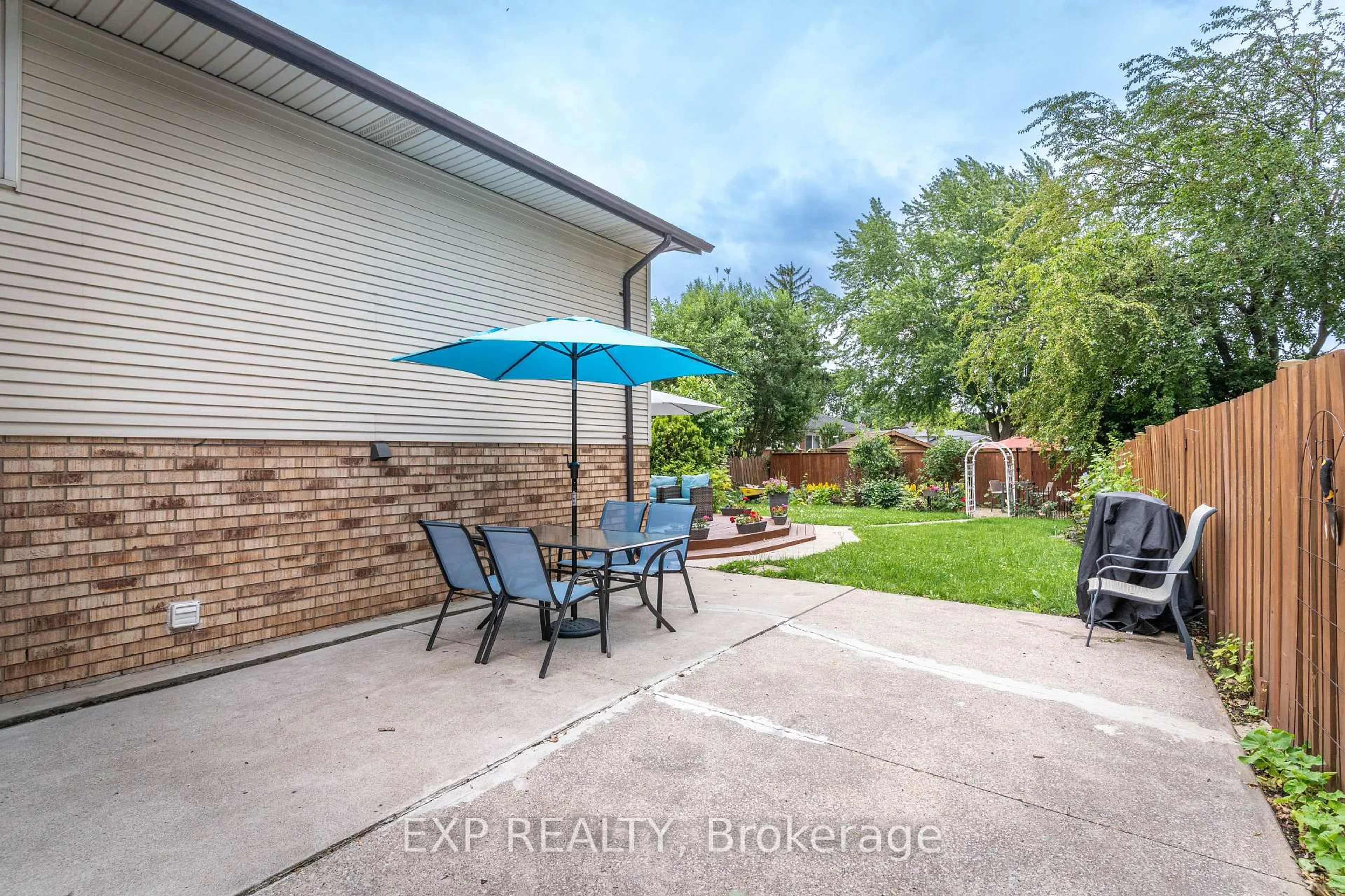 Patio, water/lake/river/ocean view for 2415 Cabana Rd, Windsor Ontario N9G 1E2