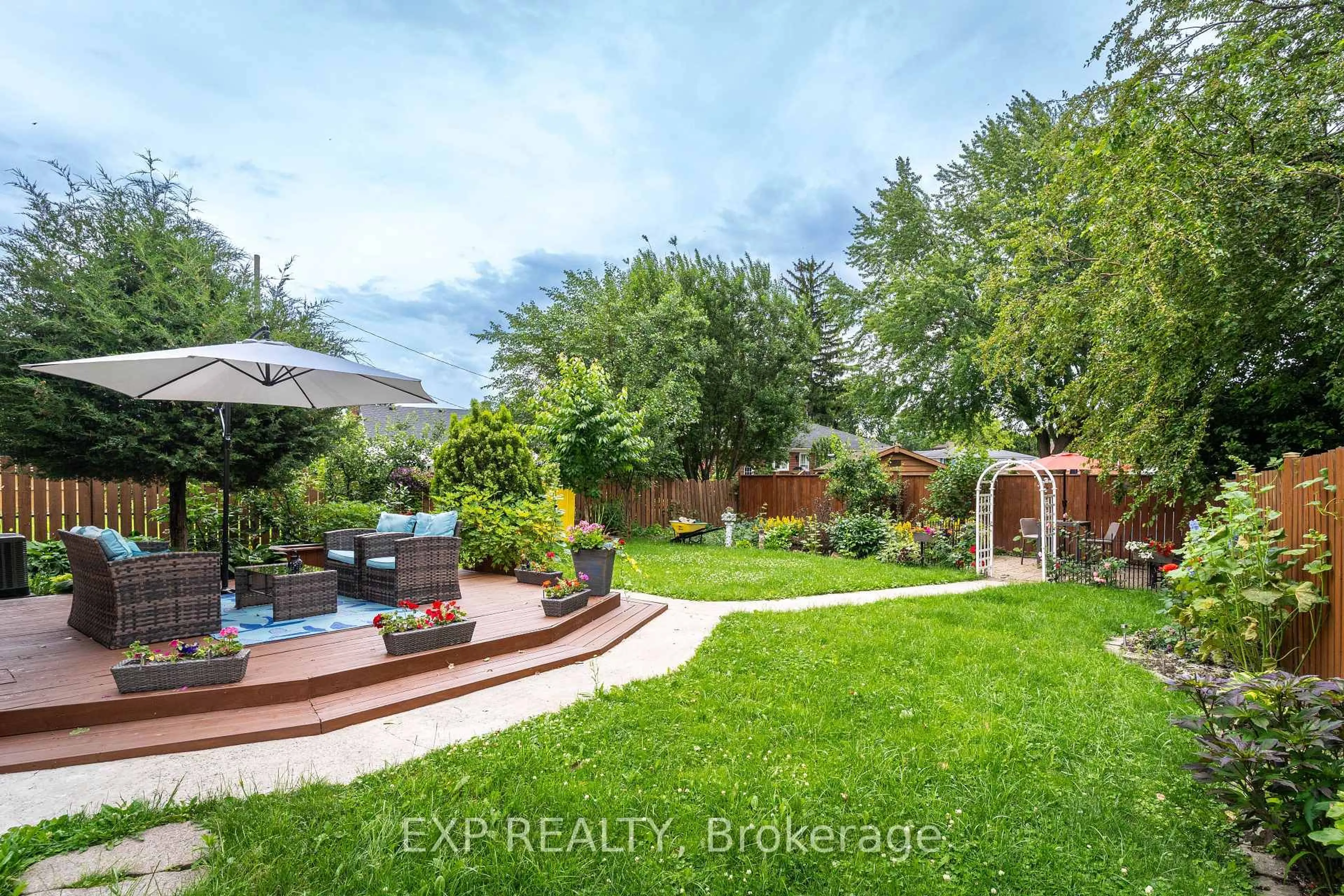 Patio, water/lake/river/ocean view for 2415 Cabana Rd, Windsor Ontario N9G 1E2