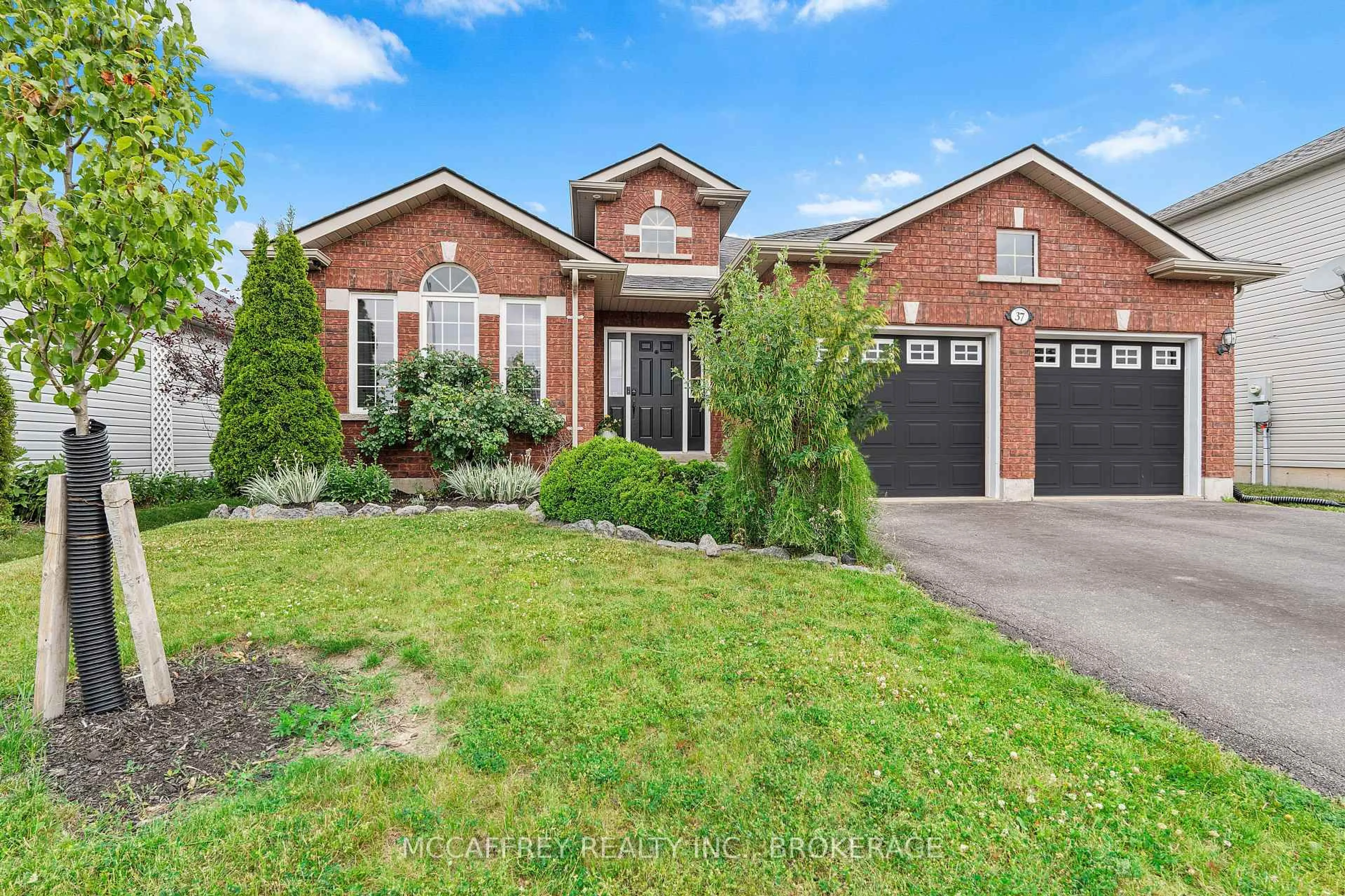 Home with brick exterior material, street for 37 Kanvers Way, Greater Napanee Ontario K7R 3P9