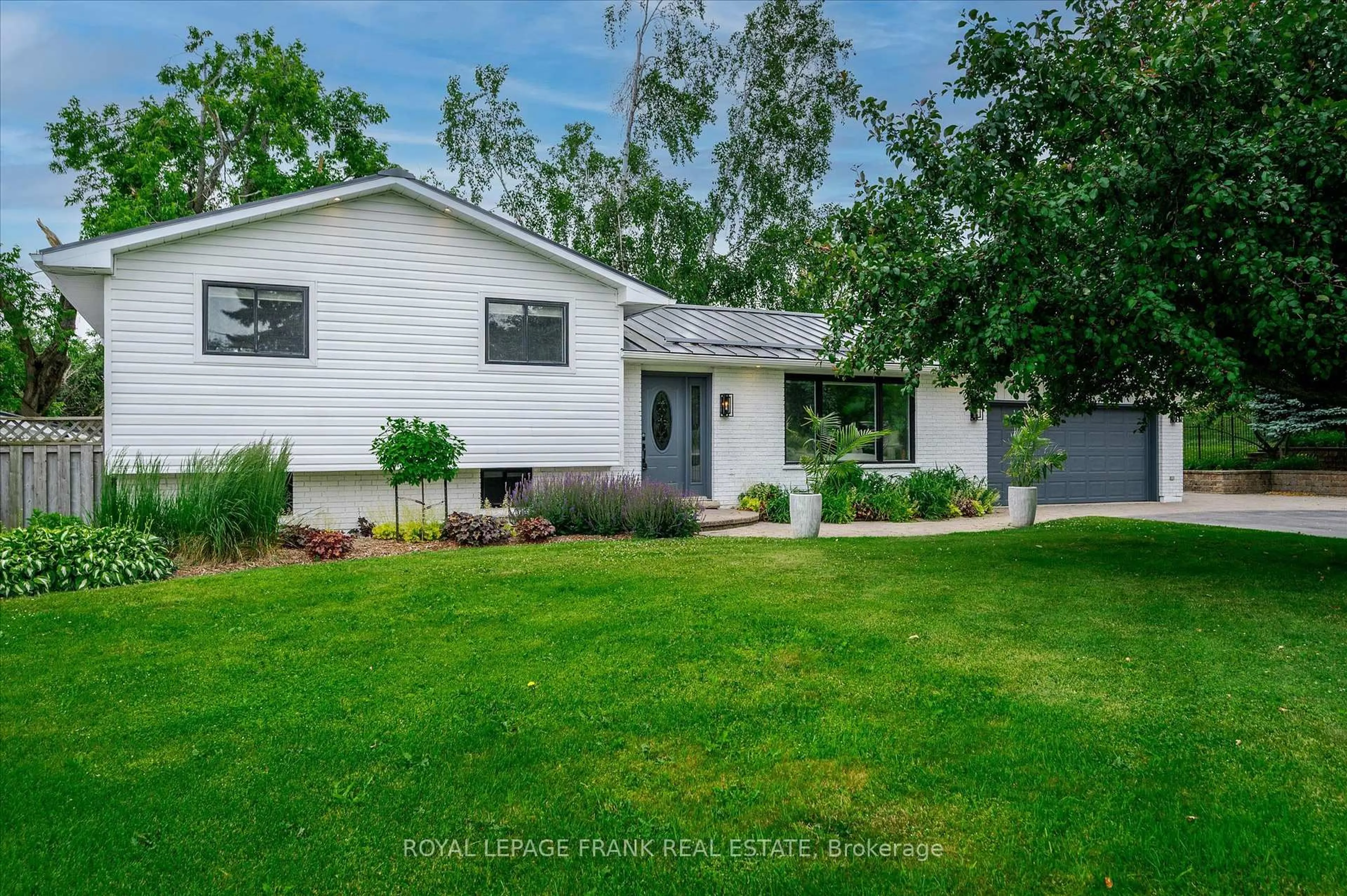 Home with vinyl exterior material, street for 1954 Cathcart Cres, Cavan Monaghan Ontario L0A 1C0