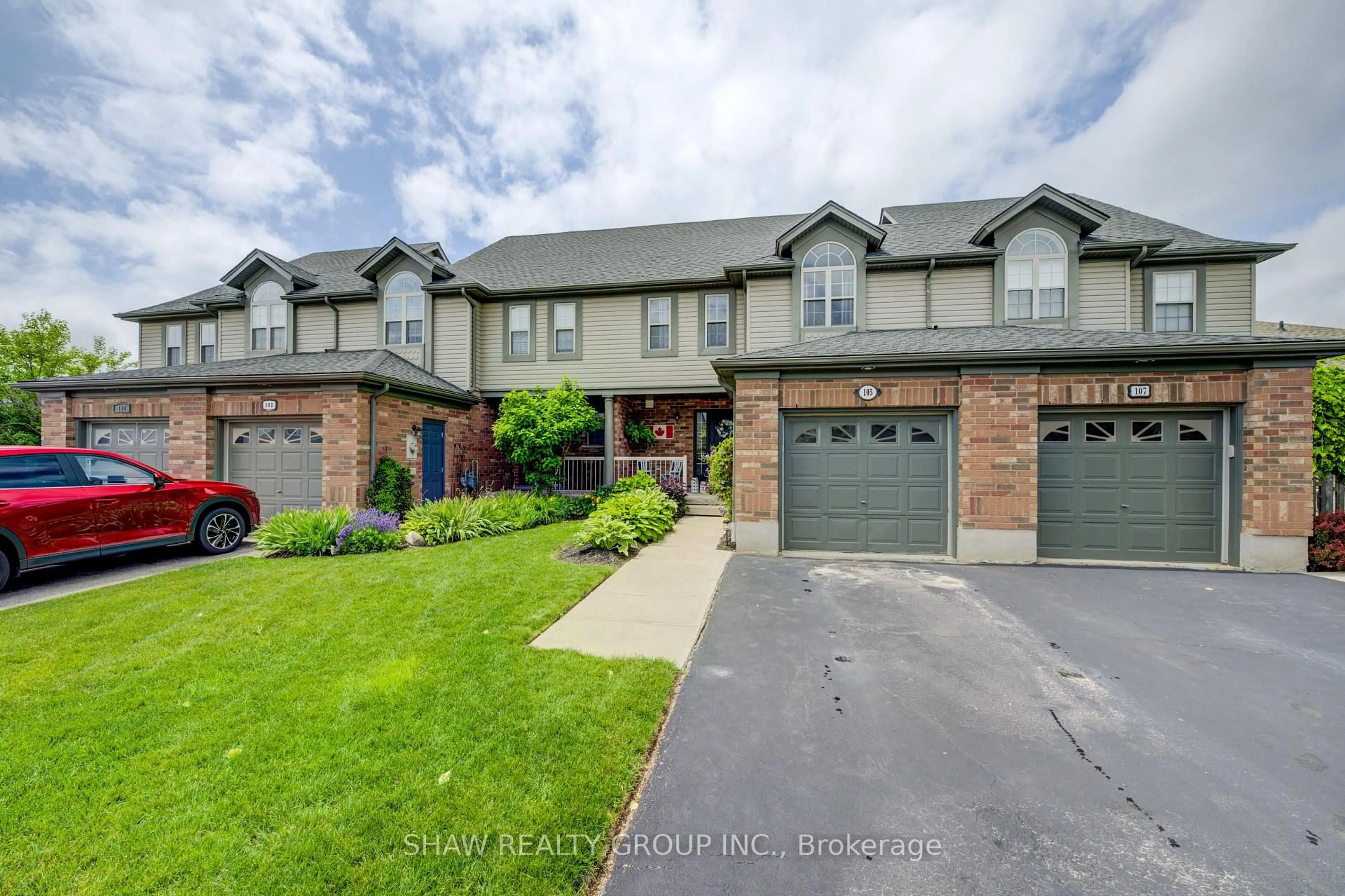 Unknown for 105 Northcliffe Cres, Cambridge Ontario N3C 4M7