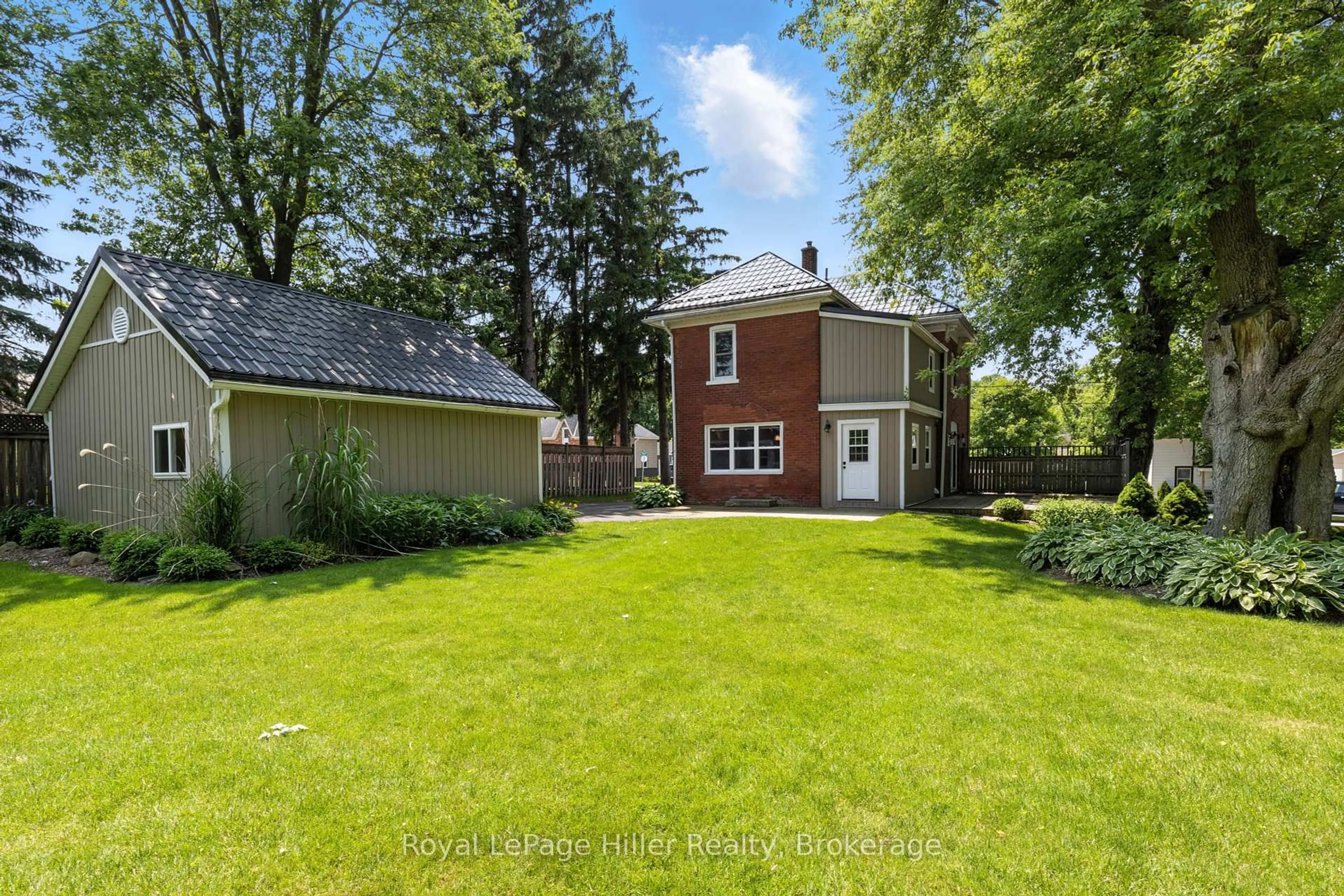 A pic from outside/outdoor area/front of a property/back of a property/a pic from drone, street for 12 West St, Perth East Ontario N0K 1M0