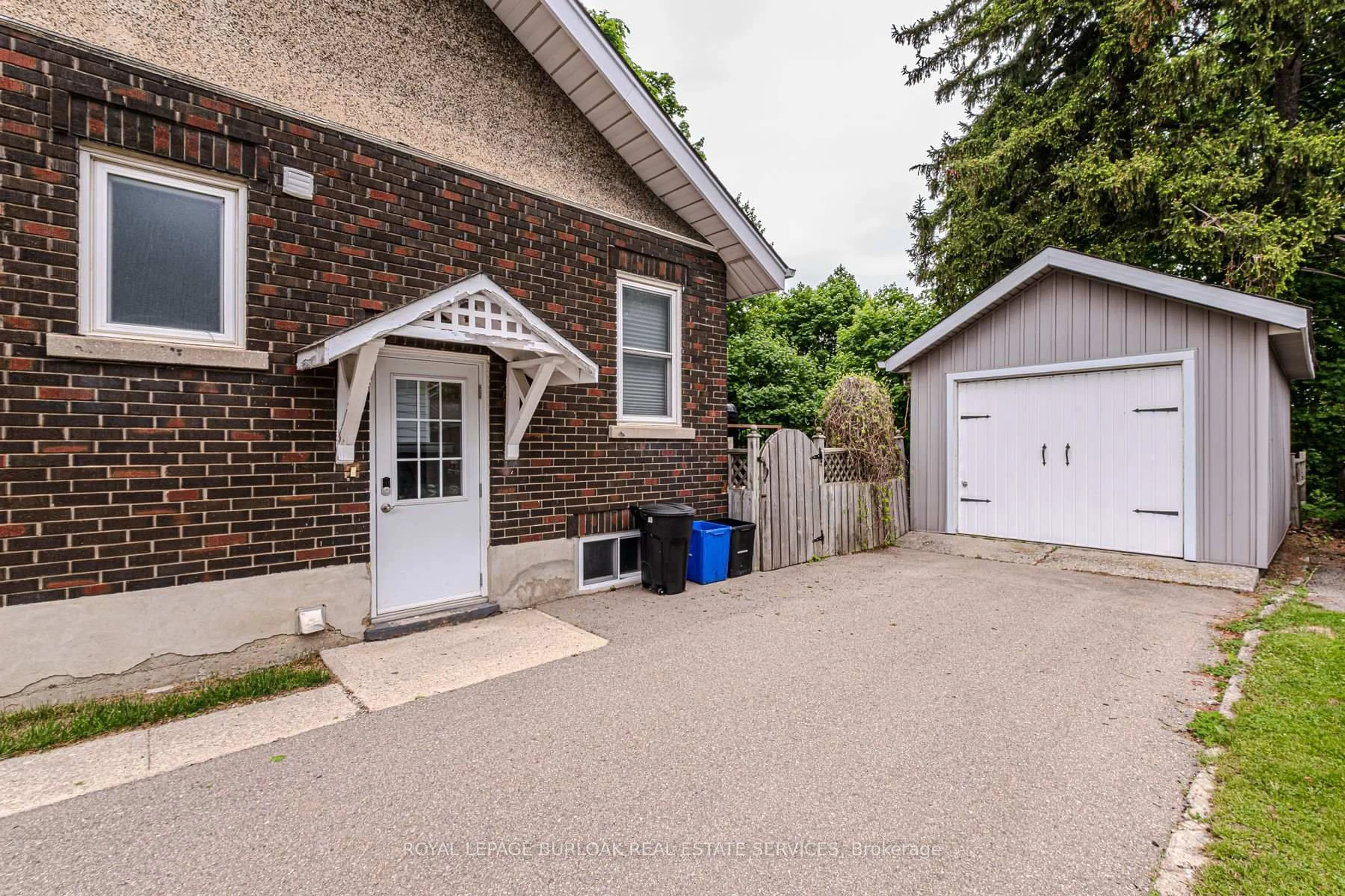Unknown for 101 Talbot Rd, Norfolk Ontario N4B 1Z7