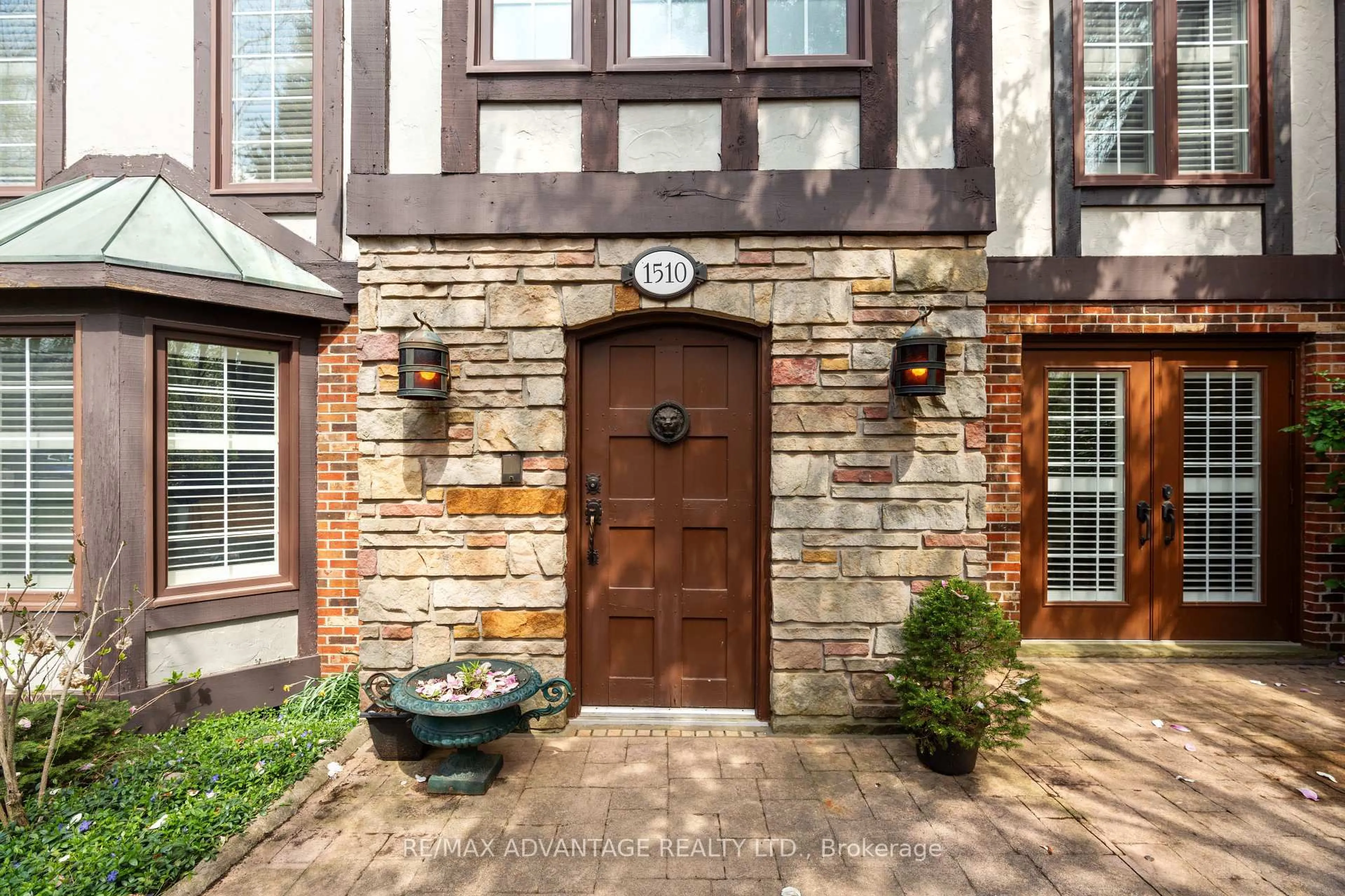 Home with brick exterior material, street for 1510 Ryersie Rd, London North Ontario N6G 2R9