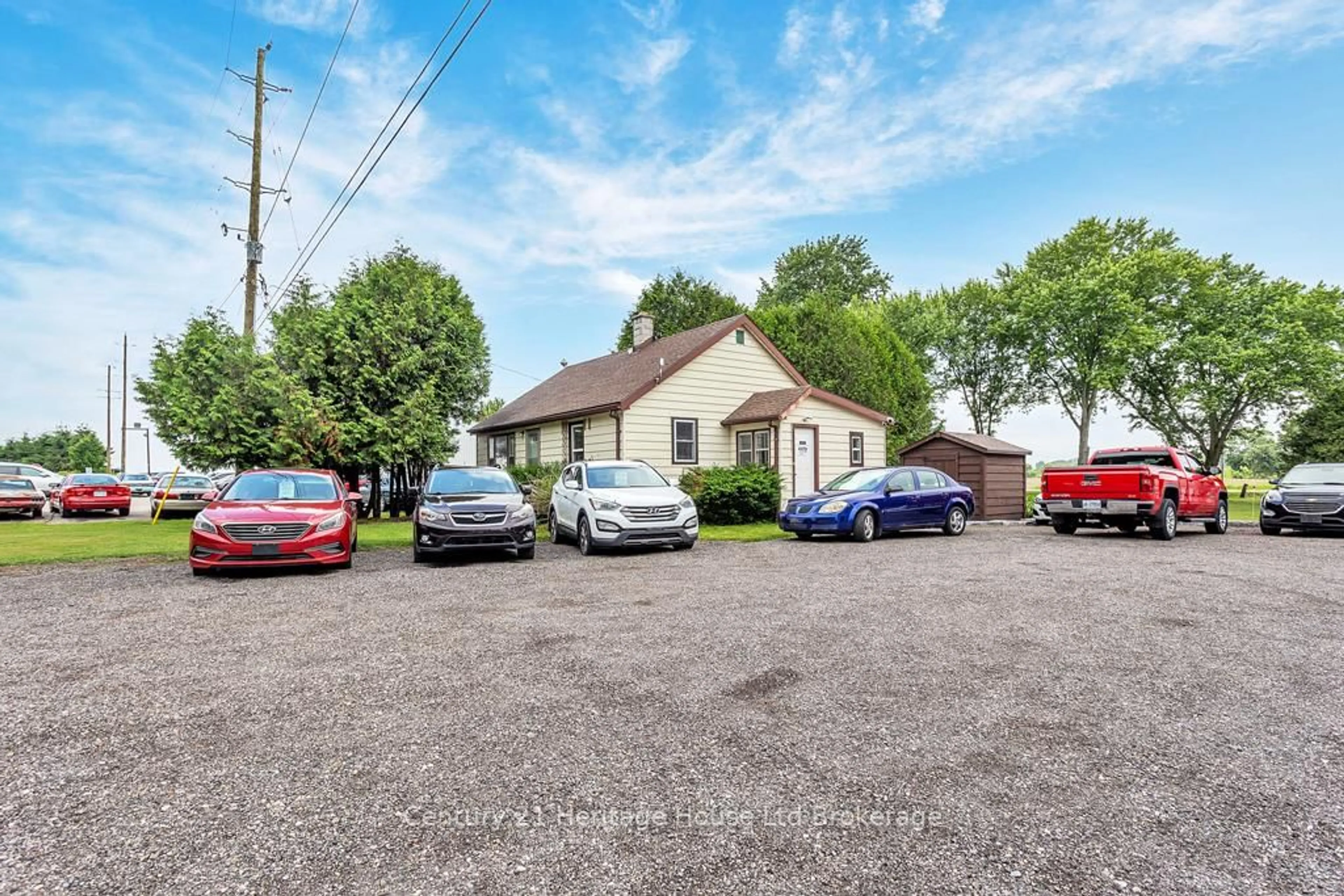 A pic from outside/outdoor area/front of a property/back of a property/a pic from drone, street for 715503 Oxford County 4 Rd, East Zorra-Tavistock Ontario N0J 1M0