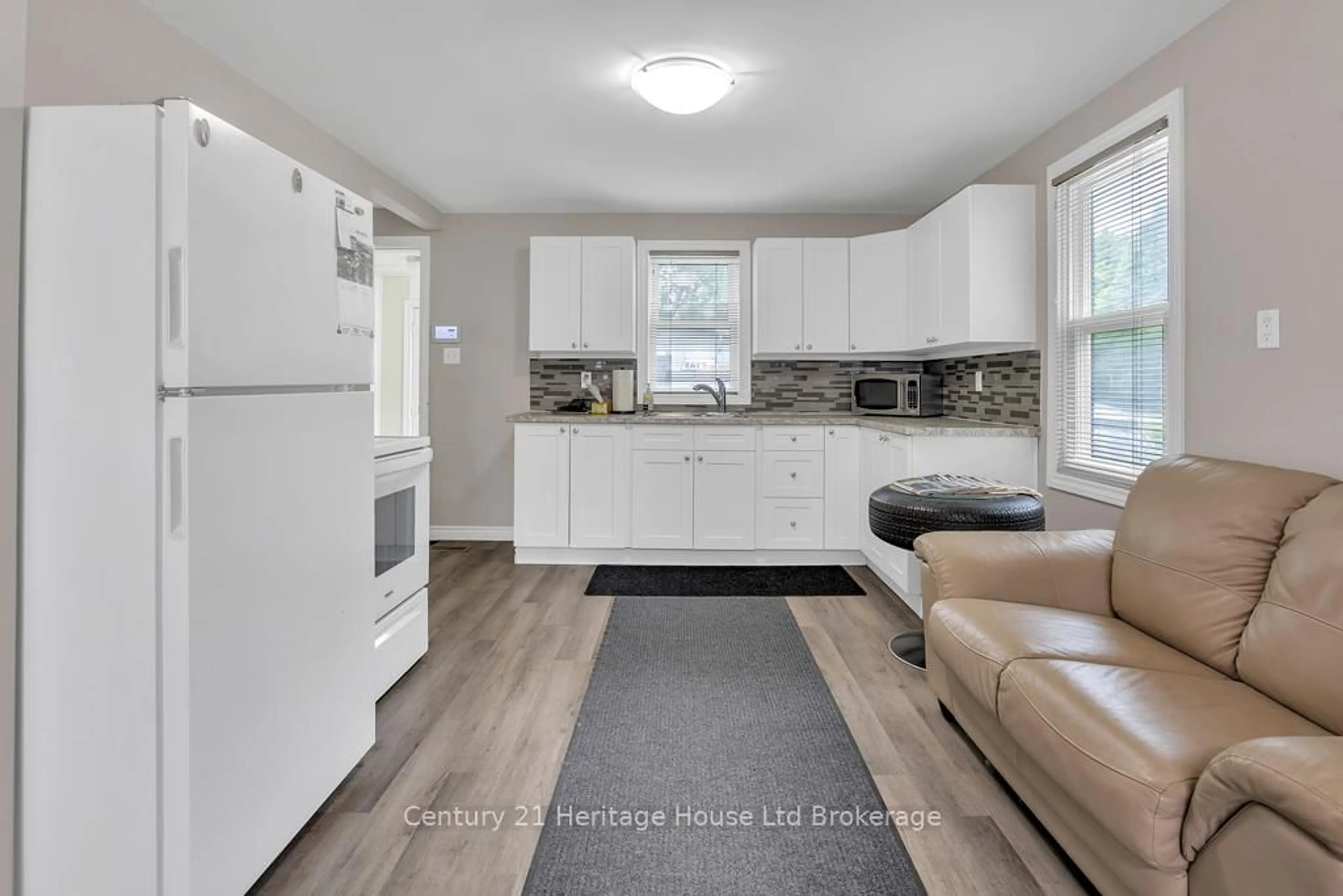 Open concept kitchen, ceramic/tile floor for 715503 Oxford County 4 Rd, East Zorra-Tavistock Ontario N0J 1M0