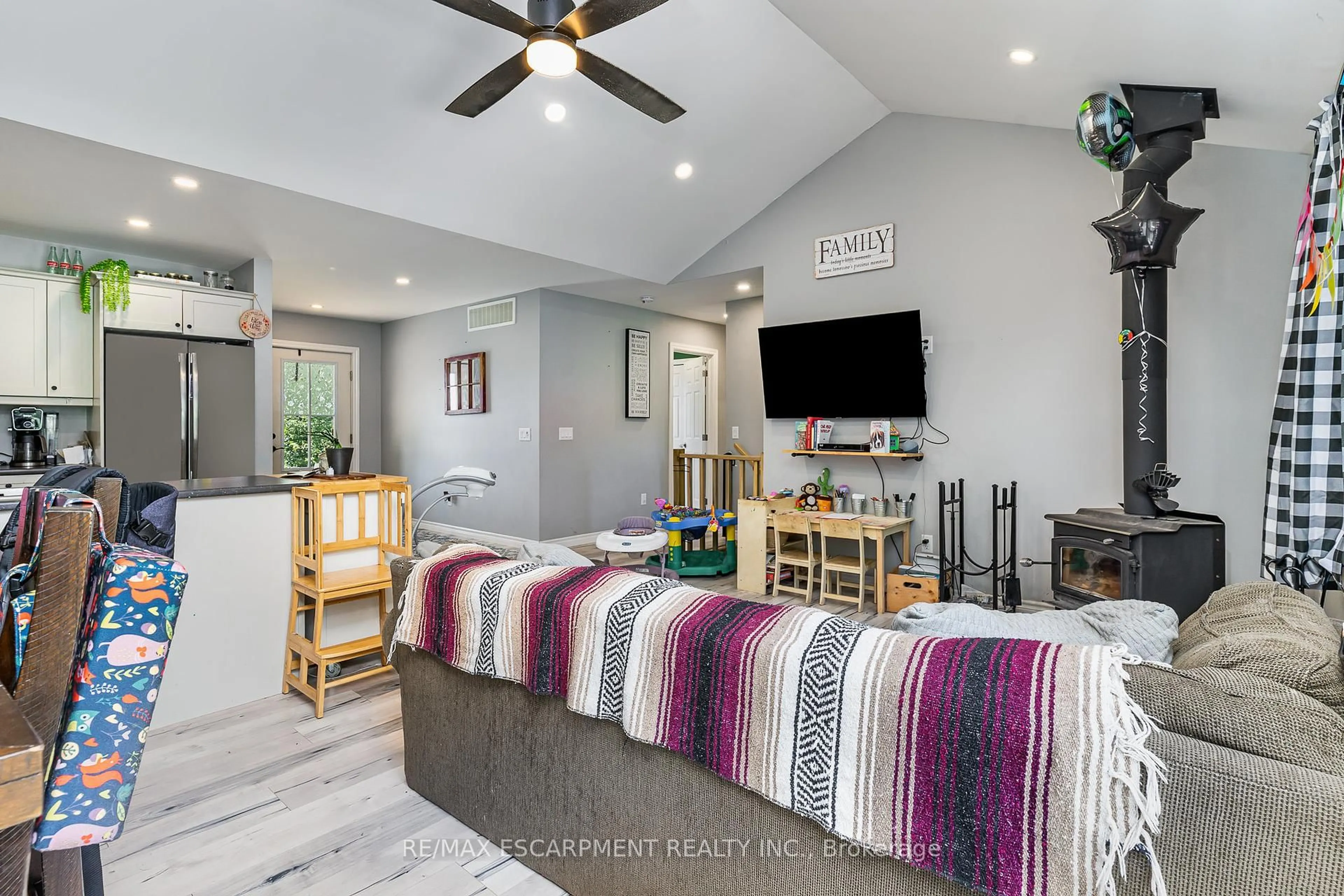 Living room with furniture, unknown for 135 Sir Williams Lane, Grey Highlands Ontario N0C 1E0