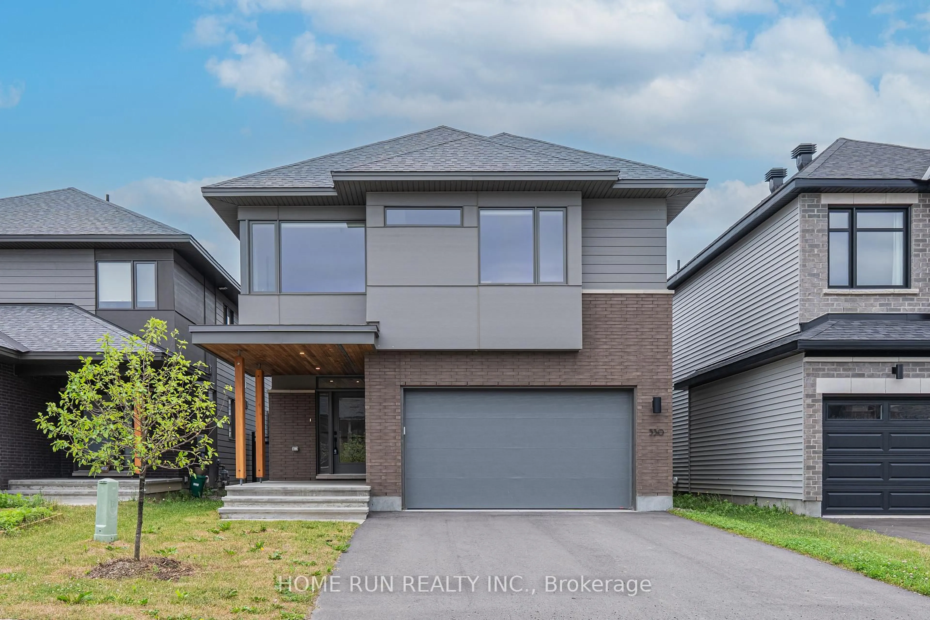 Home with brick exterior material, street for 530 Tenor Rdge, Ottawa Ontario K4M 0P9