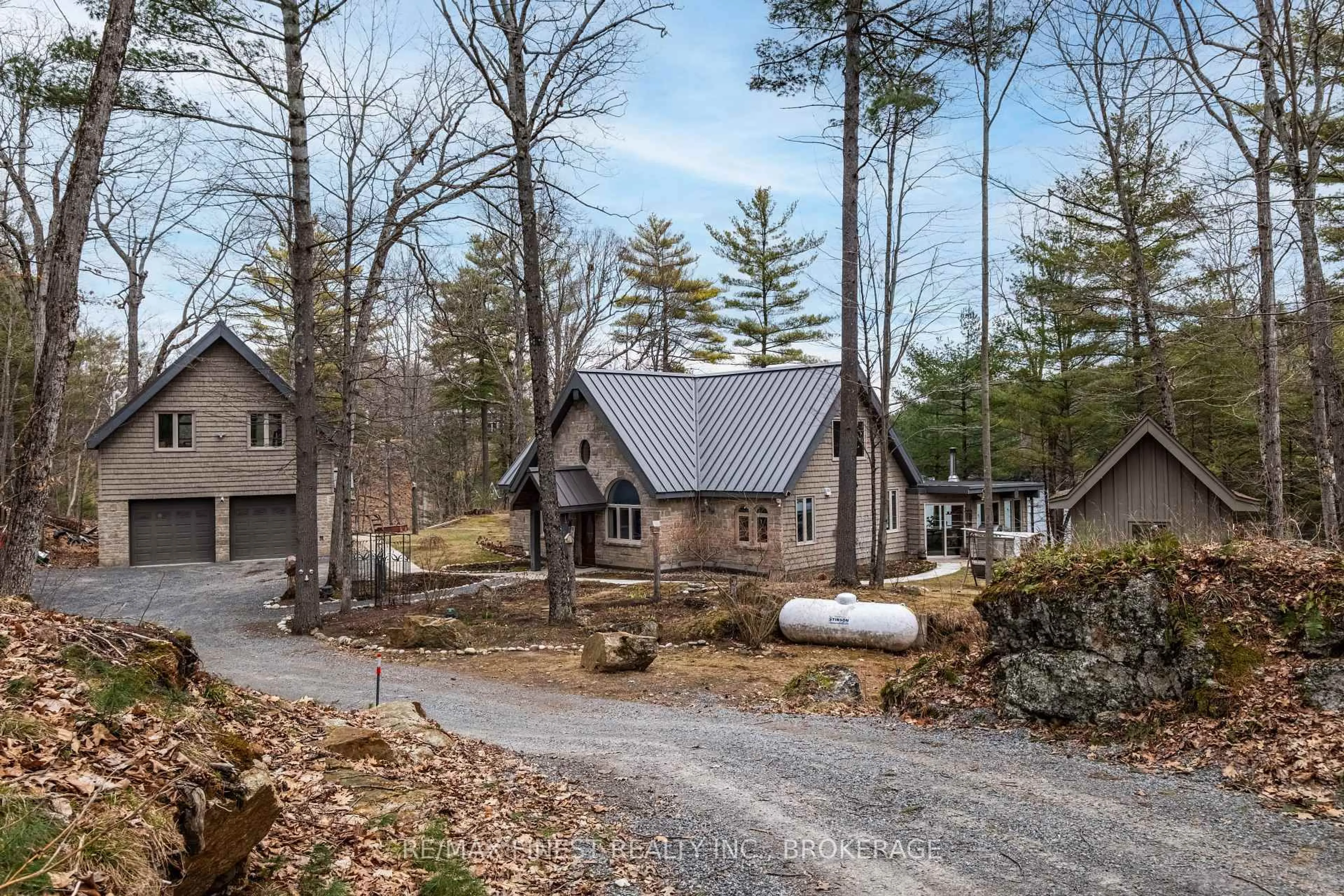 A pic from outside/outdoor area/front of a property/back of a property/a pic from drone, street for 116 Nuthatch Lane, Rideau Lakes Ontario K0G 1E0