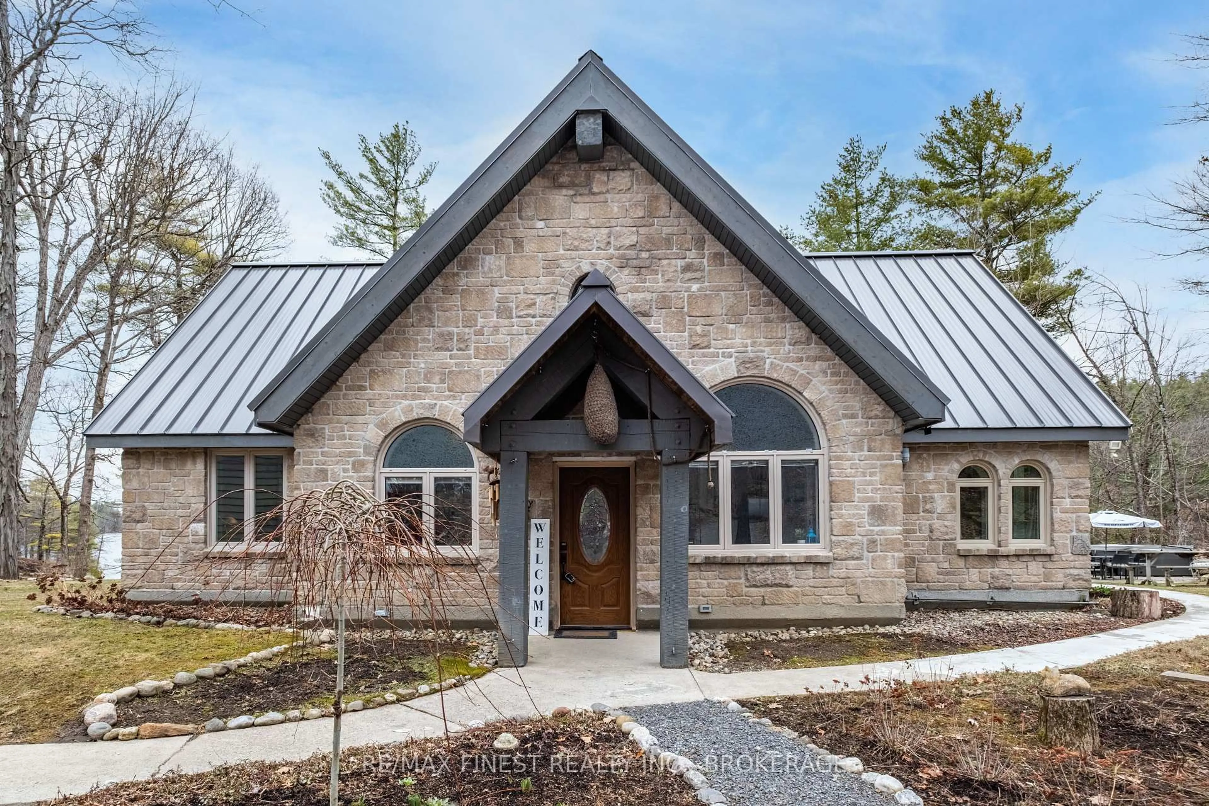 Home with brick exterior material, street for 116 Nuthatch Lane, Rideau Lakes Ontario K0G 1E0