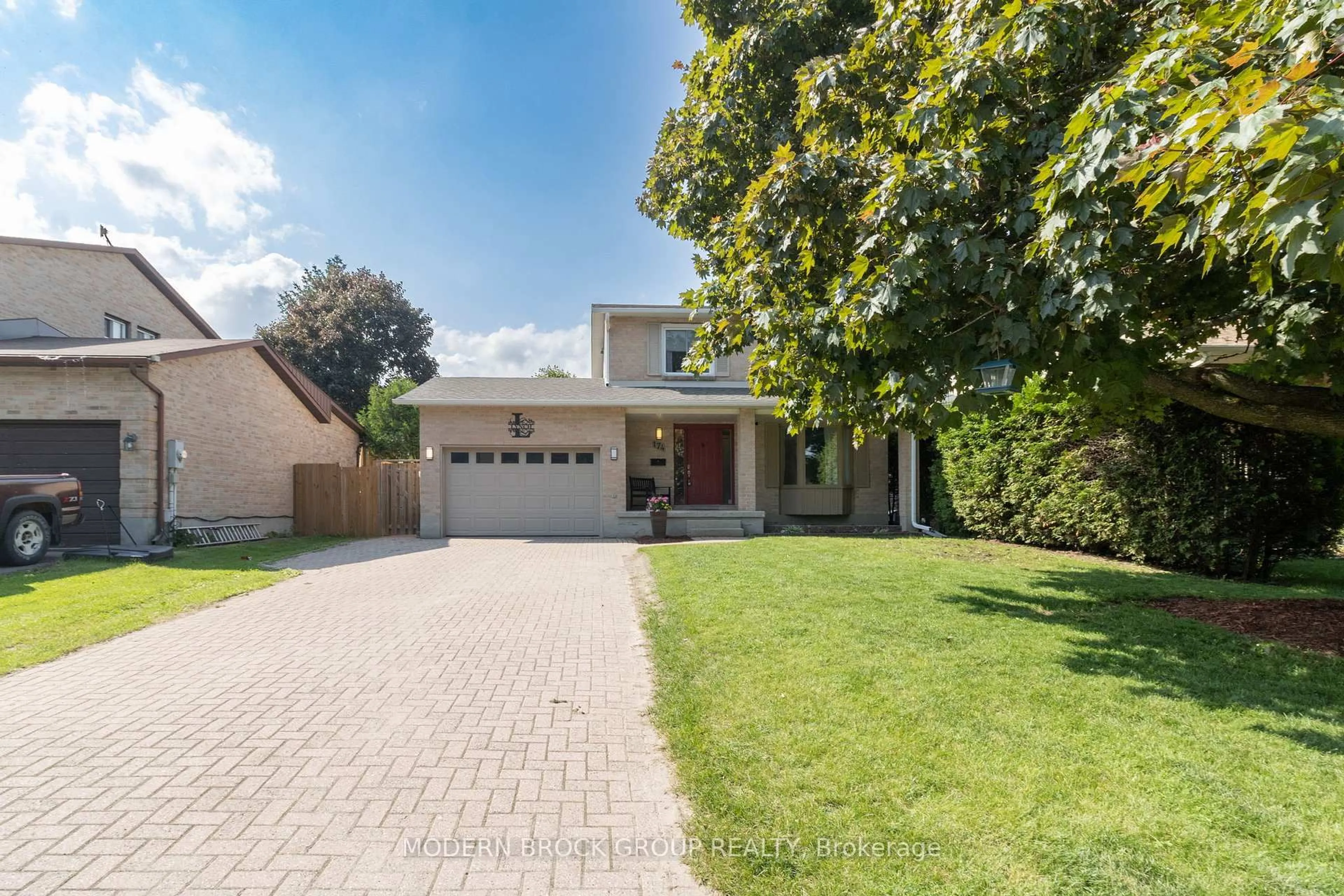 Home with brick exterior material, street for 174 Row Pl, Brockville Ontario K6V 6V2