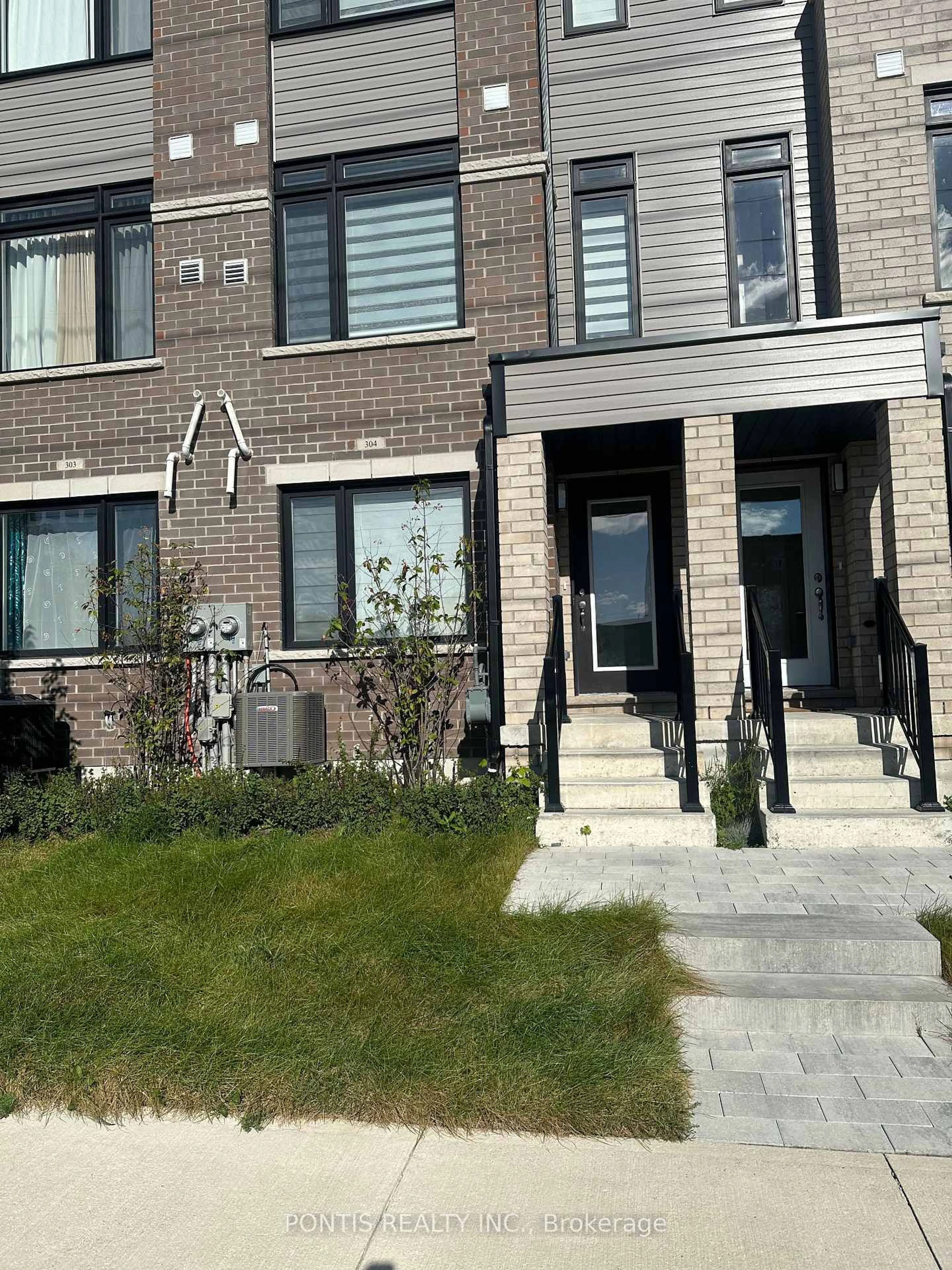 Home with brick exterior material, street for 585 Colborne St #304, Brantford Ontario N3S 3M7