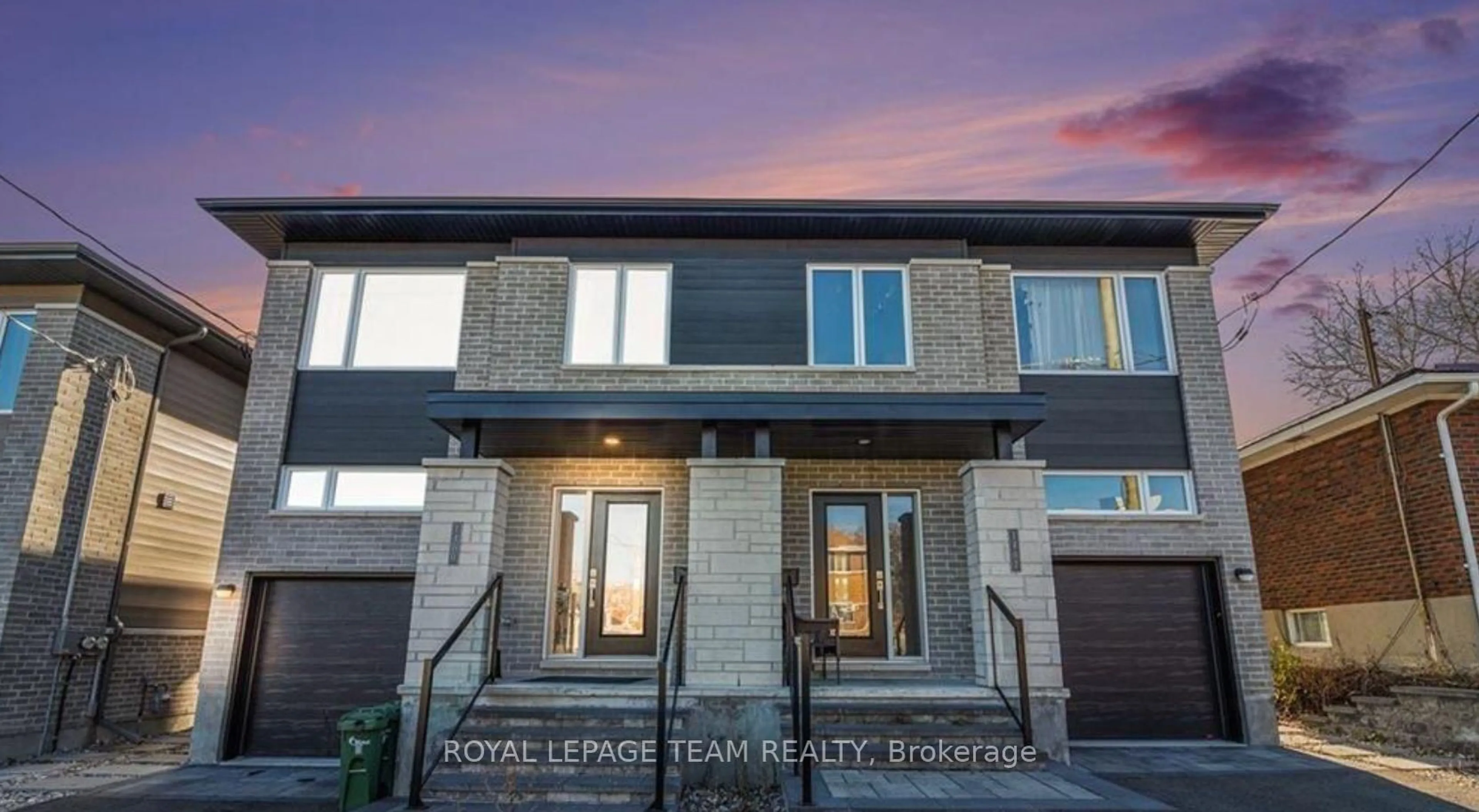 Home with brick exterior material, street for 1400 Mayview Ave, Ottawa Ontario K1Z 8H7