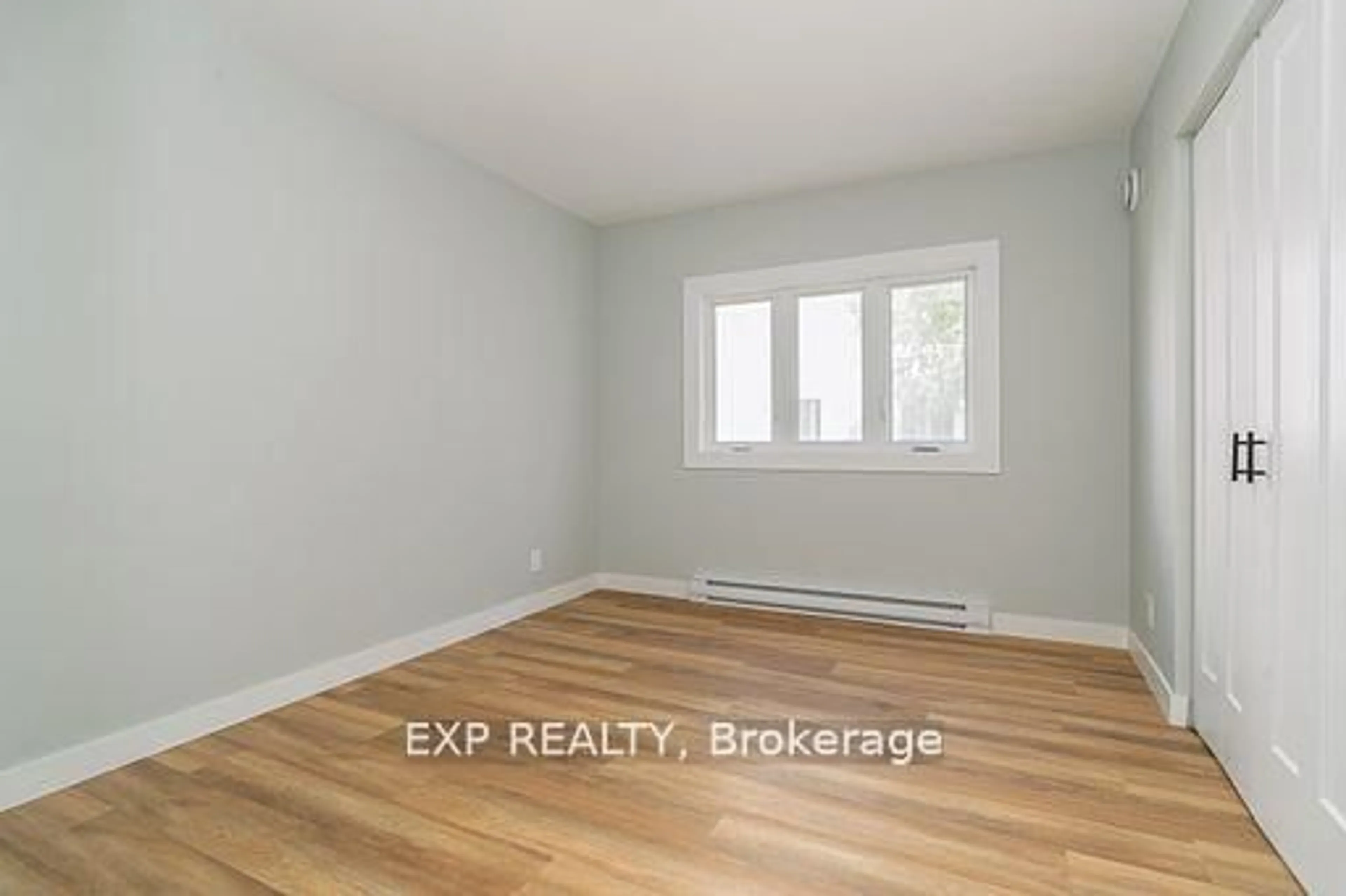 A pic of a room for 467 Main St, Hawkesbury Ontario K6A 2S6