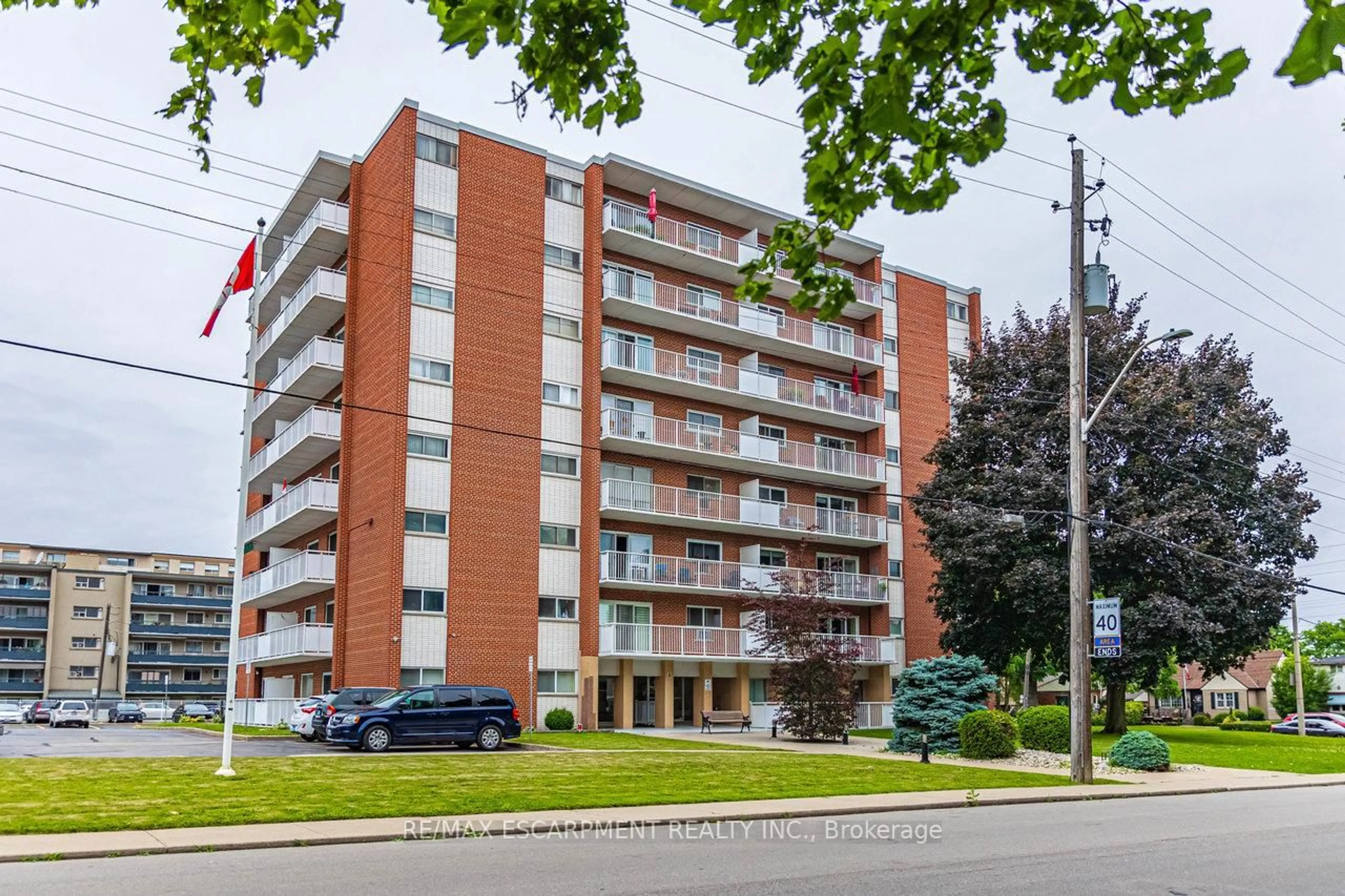 Unknown for 8 Woodman Dr #805, Hamilton Ontario L8K 4C9
