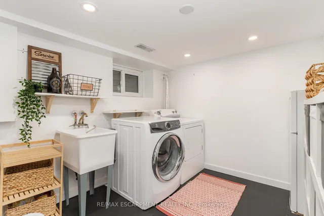 Additional property image - 21 Prospect St