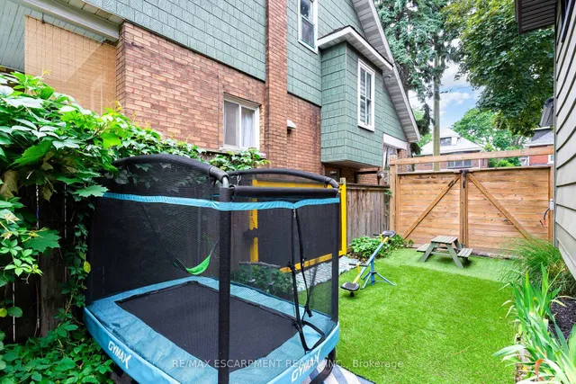 Additional property image - 21 Prospect St