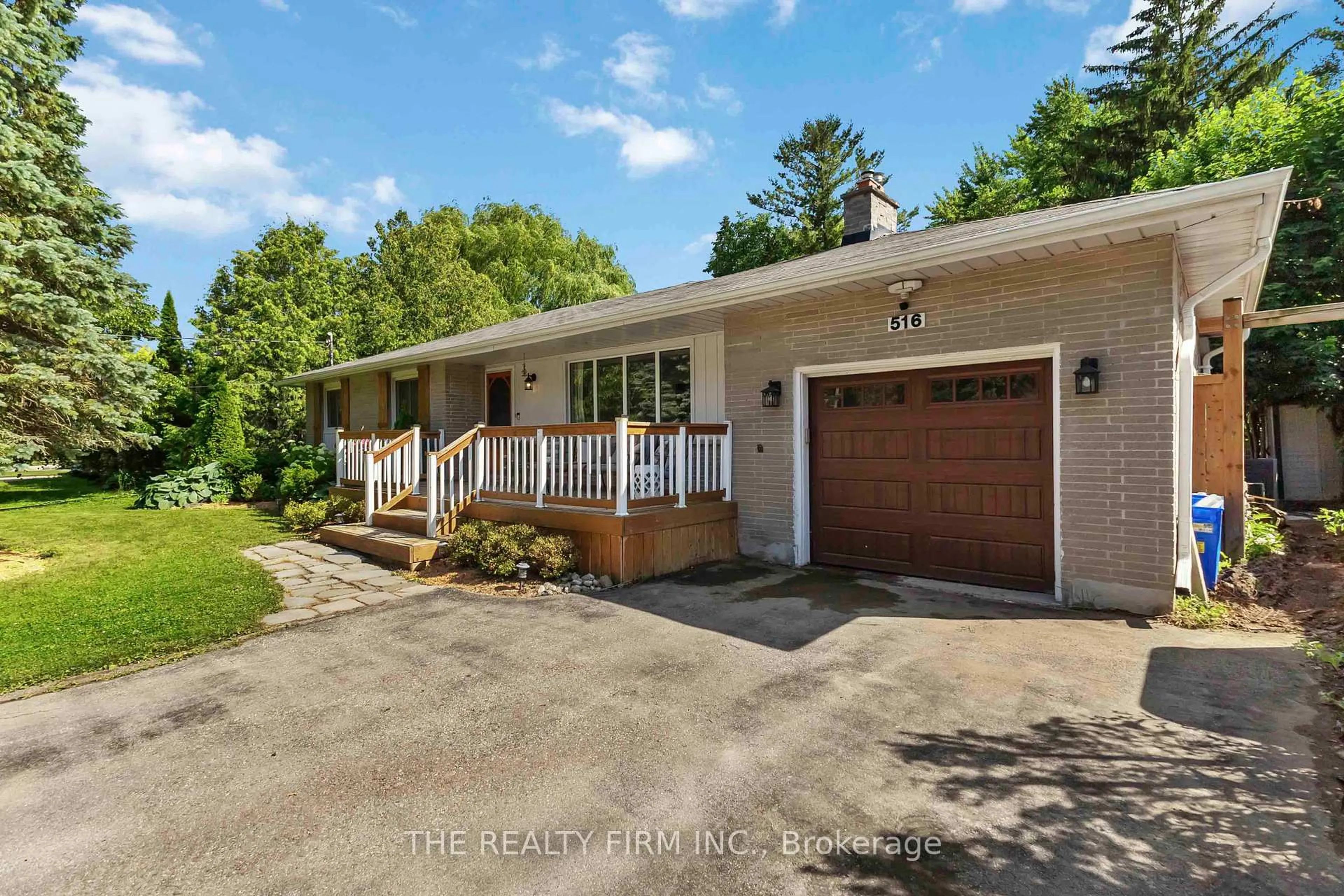 Unknown for 516 Hibiscus Ave, London North Ontario N6H 3N9