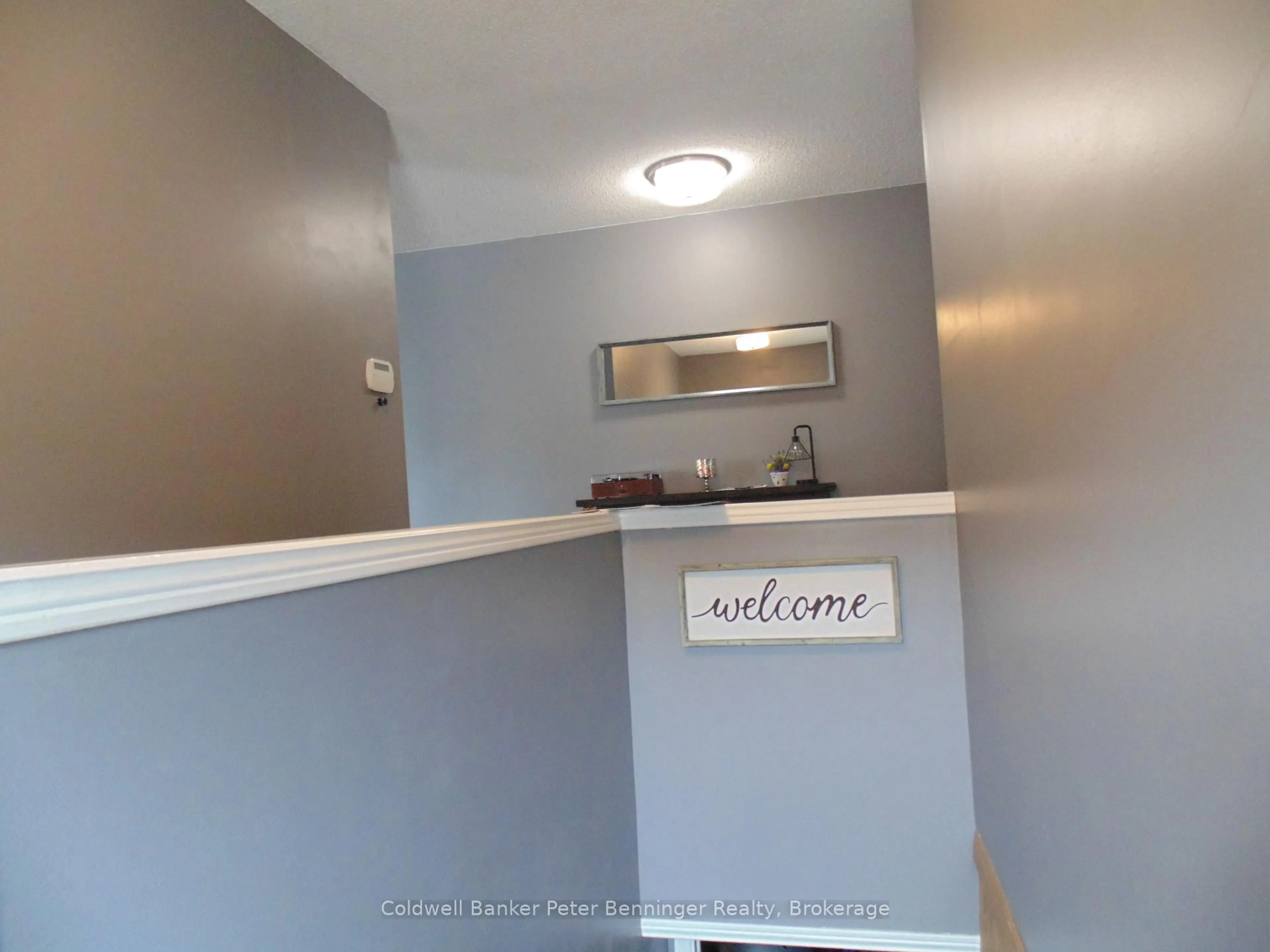 Indoor entryway for 366 Goderich St, Saugeen Shores Ontario N0H 2C1